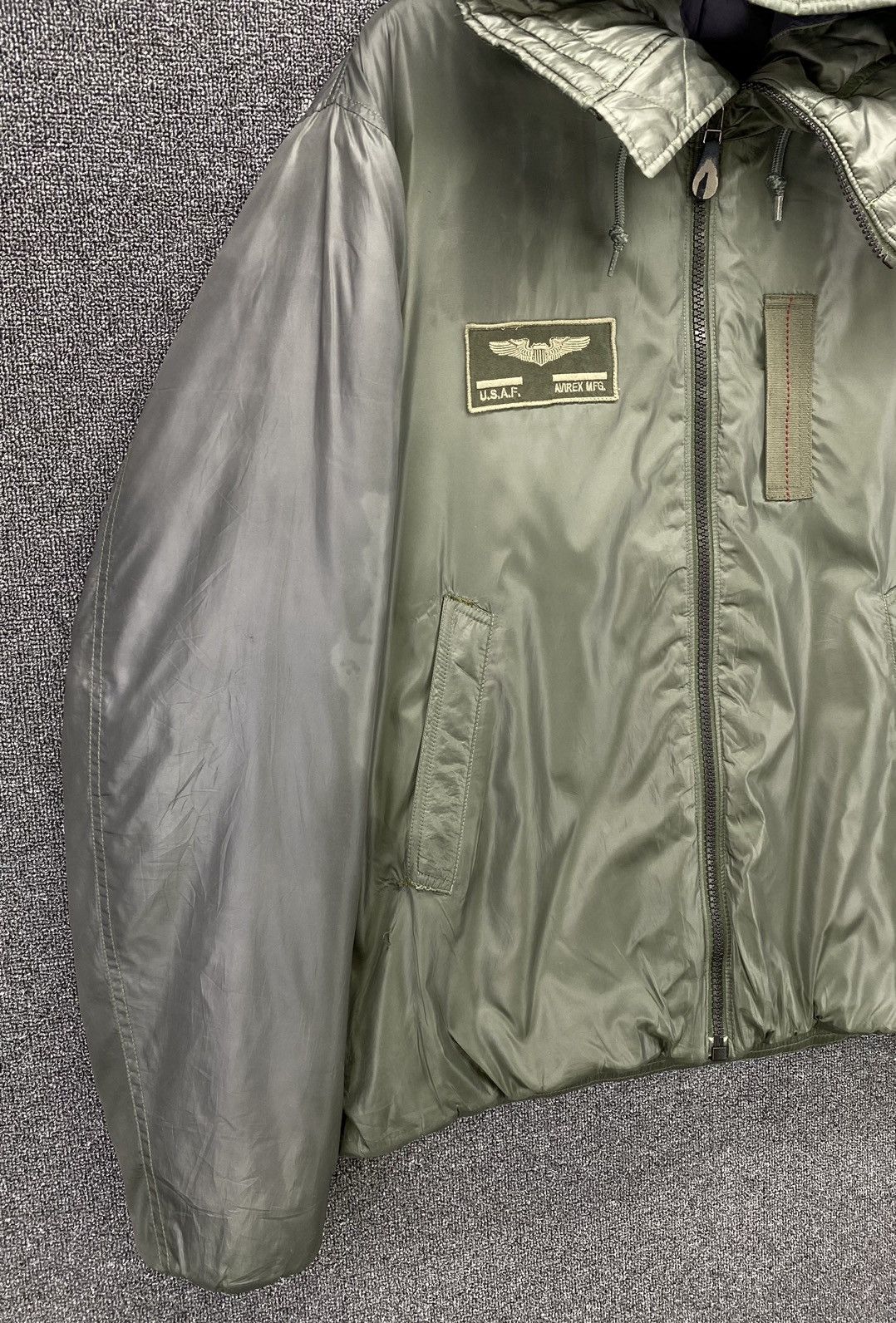 Avirex × Vintage Vintage Avirex Us Air Force Down Jacket Size US XL / EU 56 / 4 - 10 Thumbnail