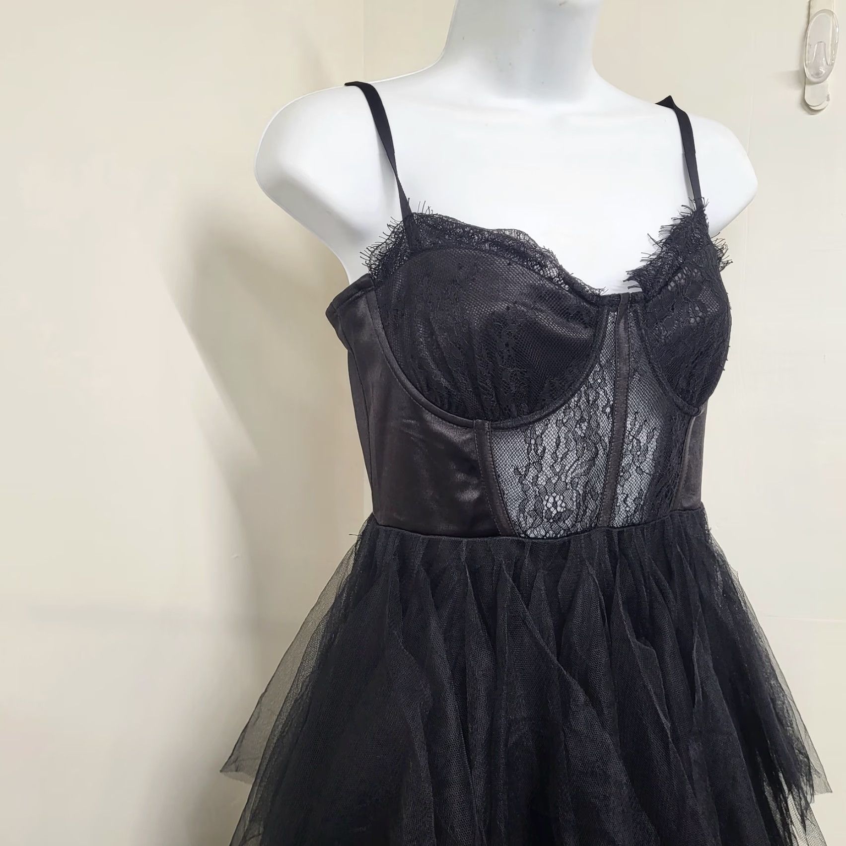 Vintage Thirty Thirty Dress Womens Sz Medium Black Bustier Corset Lace Spaghetti Strap Maxi Sleeveless Size M / US 6-8 / IT 42-44 - 3 Thumbnail