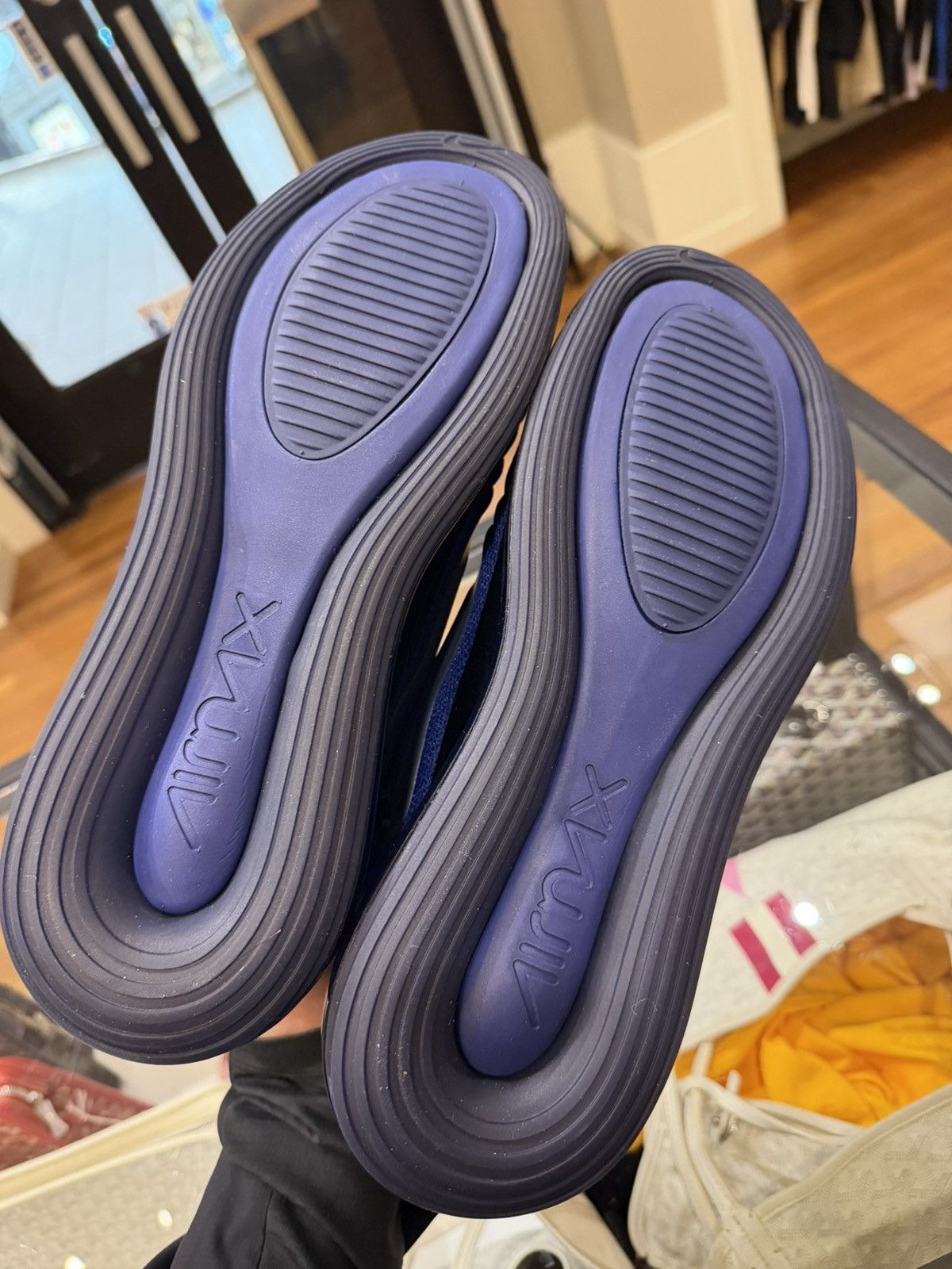 Nike Nike Air Max 720 - Midnight Navy Size US 9.5 / EU 42-43 - 7 Thumbnail