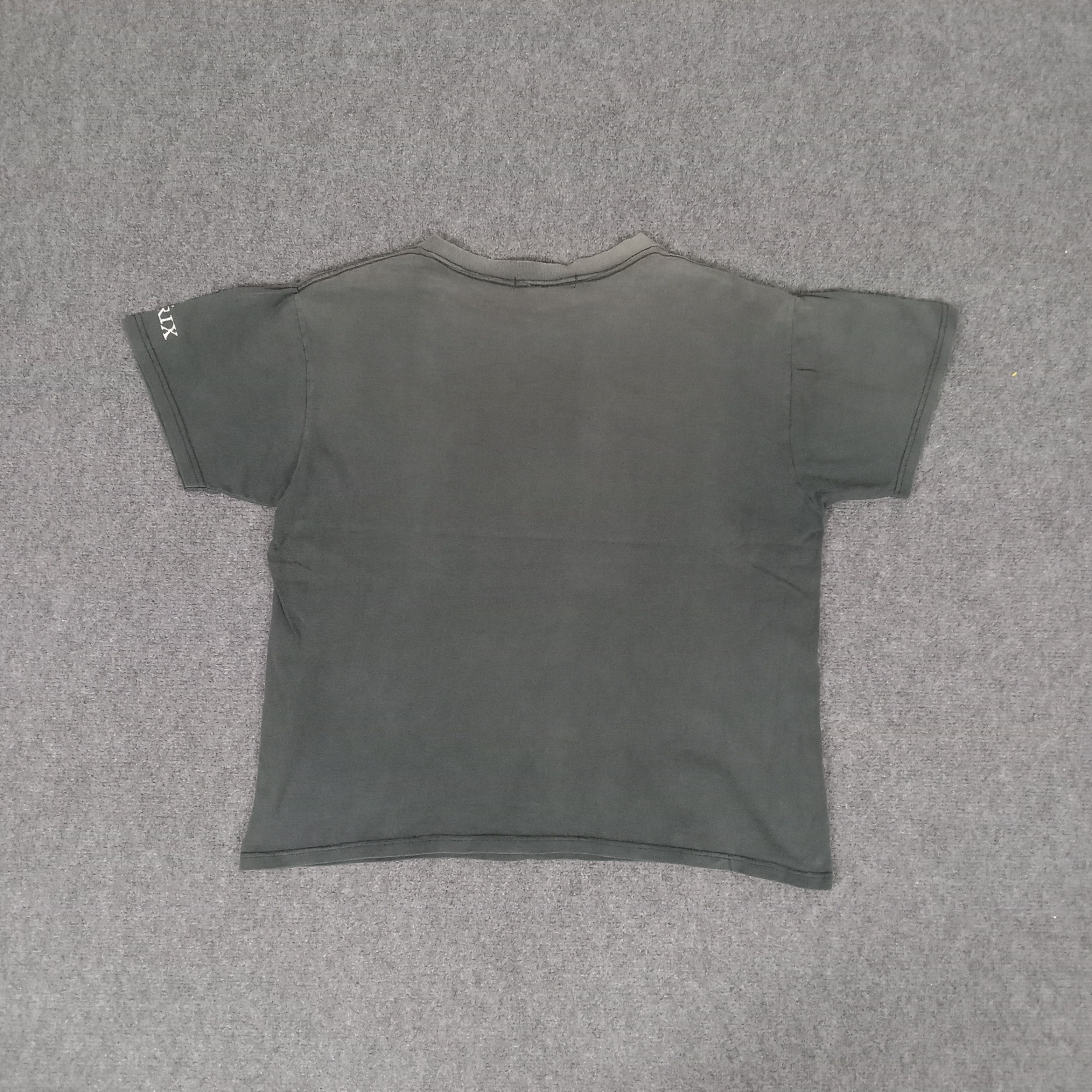 Vintage The Matrix American Cyberpunk MovieTshirt Size US L / EU 52-54 / 3 - 7 Thumbnail