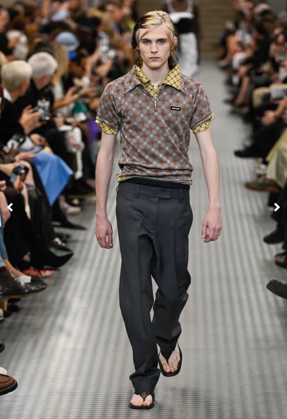 24ss miumiu check wide slacks