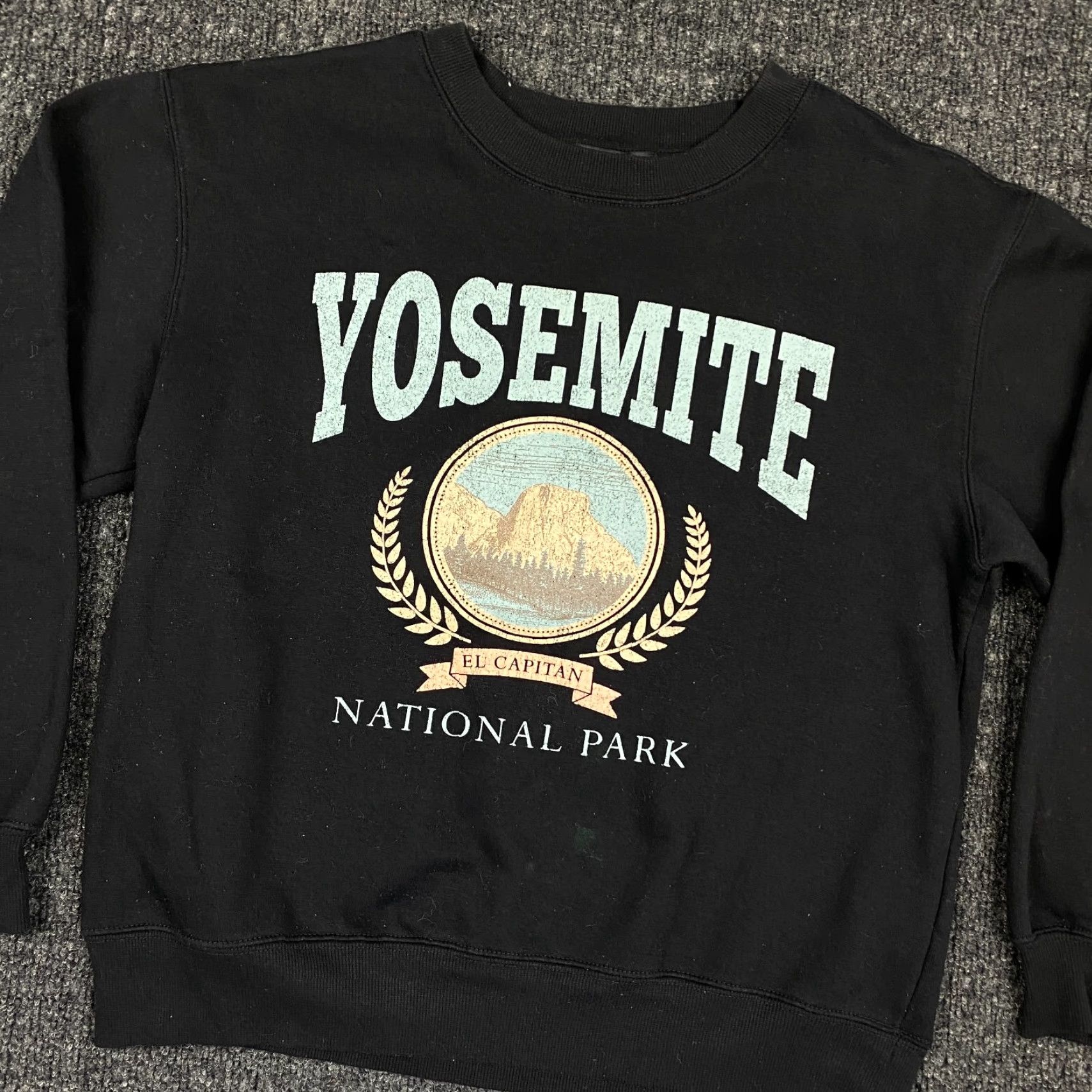 Forever 21 VINTAGE FOREVER 21 Yosemite National Park El Capitan Sweater Womens M Black Crew Neck Graphic Print Pullover 80s 90s Nature USA Mens Womens Girls Size M / US 6-8 / IT 42-44 - 2 Thumbnail