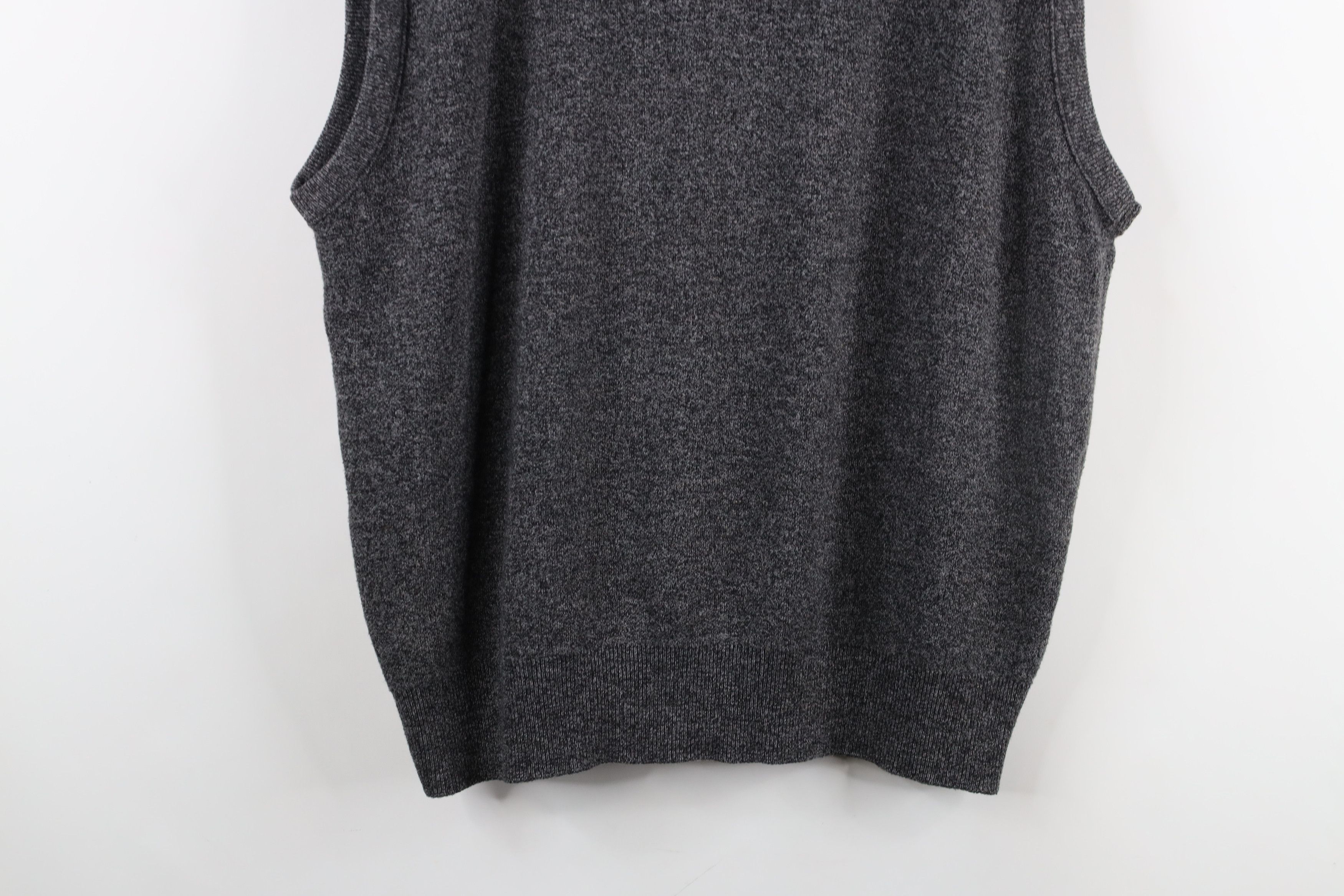 Vintage Vintage 90s Streetwear V-Neck Sweater Vest Heather Gray USA Size US L / EU 52-54 / 3 - 9 Thumbnail