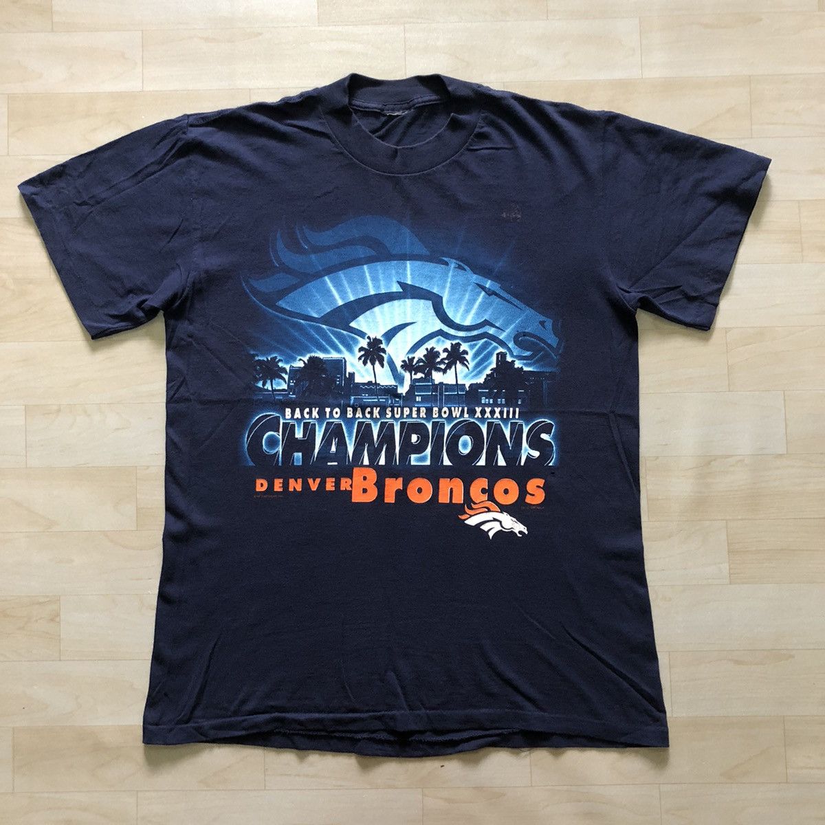 NFL × Vintage Vintage 90s Denver Broncos Single Stich TShirt Size US M / EU 48-50 / 2 - 1 Thumbnail