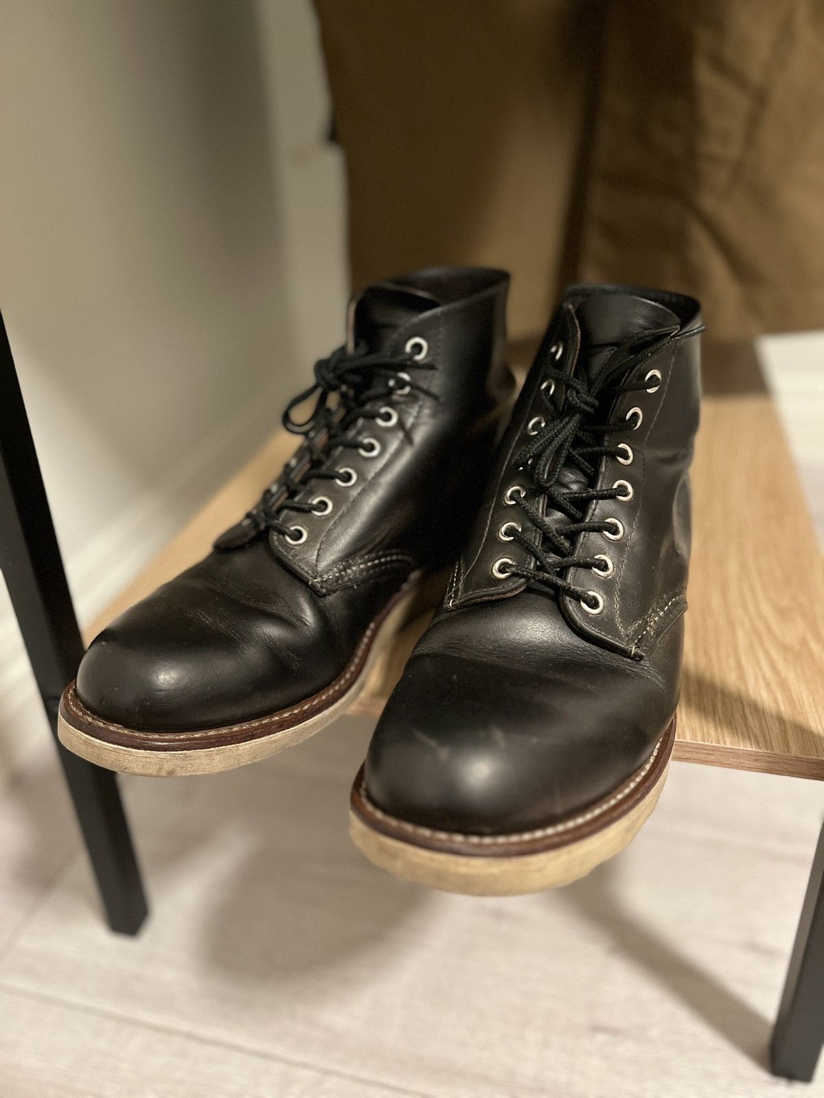 Red Wing Red Wing 8190 Round Toe Lace Up Boots | Grailed