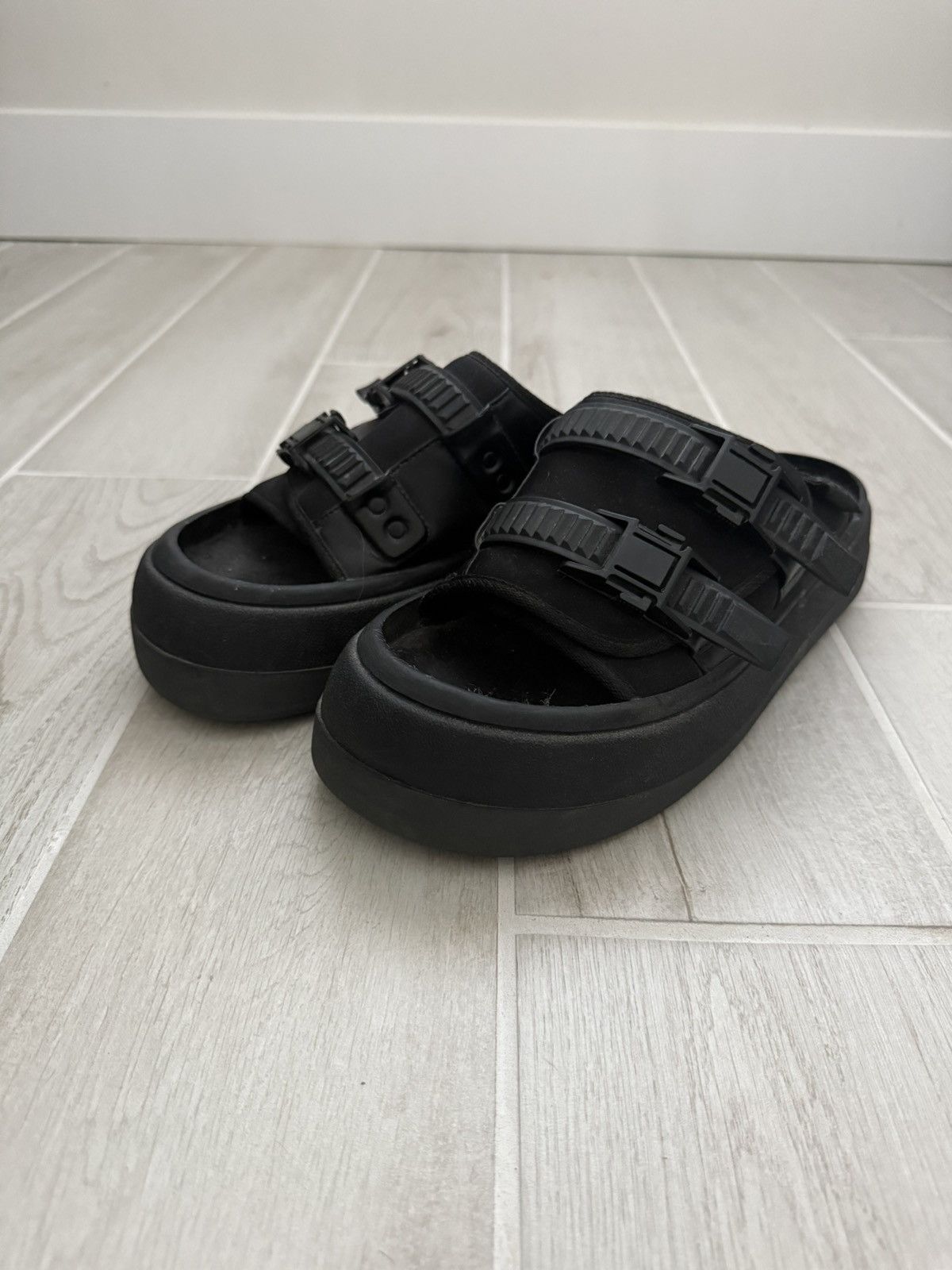 Eytys Eytys capri slided Size US 9 / EU 42 - 4 Thumbnail