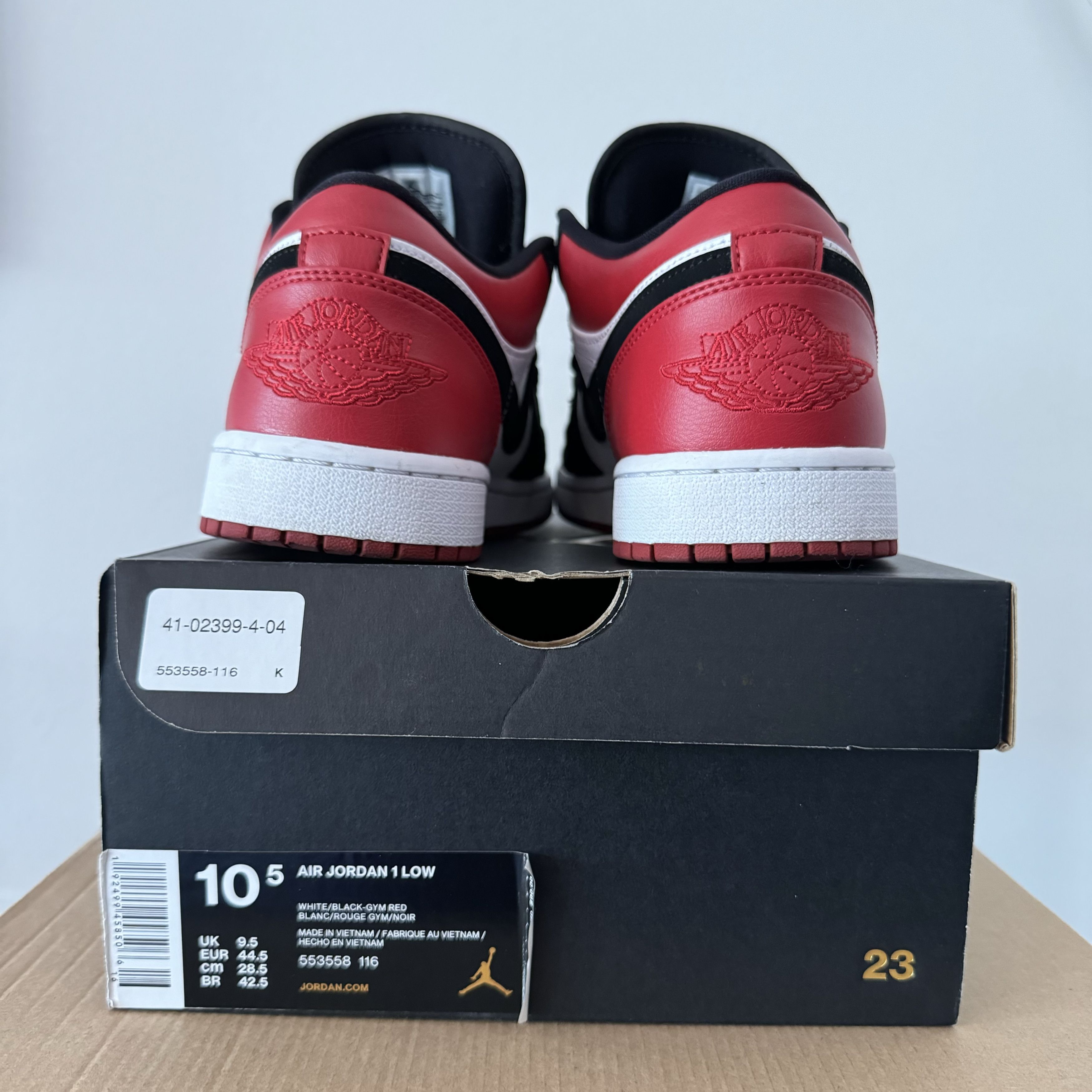 Jordan Brand Air Jordan 1 Low (Black Toe) Size US 10.5 / EU 43-44 - 1 Thumbnail