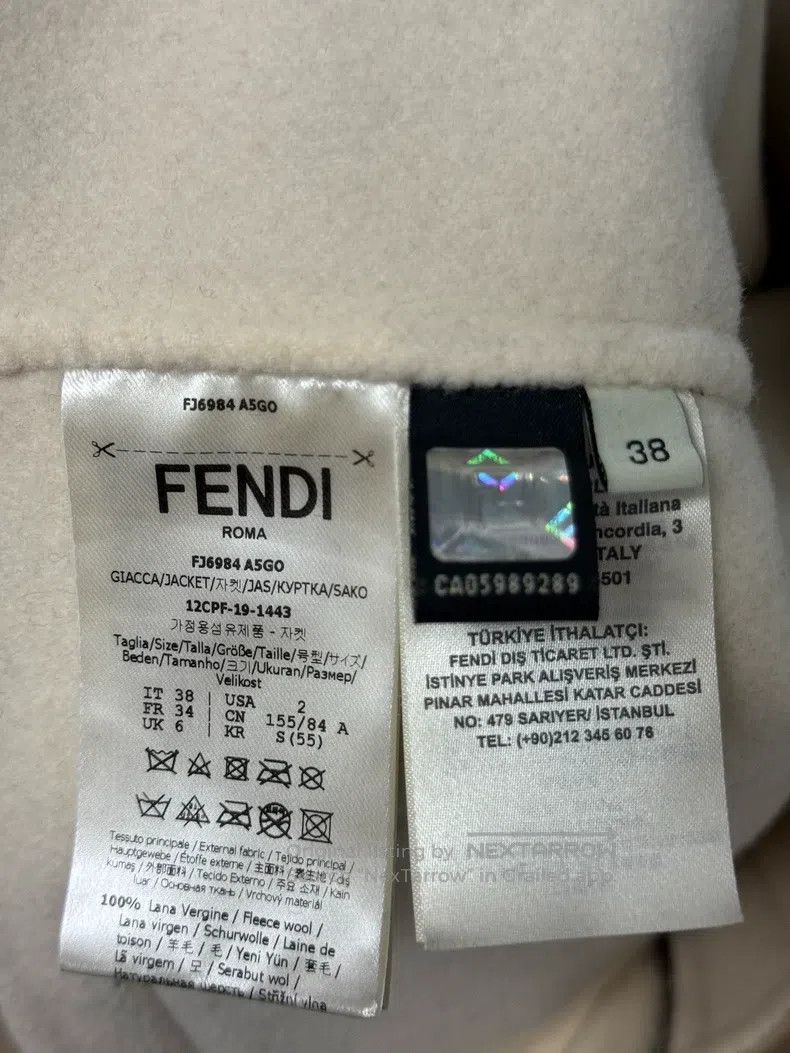 Fendi Fendi Milk tea color lambskin pocket reversible cashmere c Size XS / US 0-2 / IT 36-38 - 3 Thumbnail