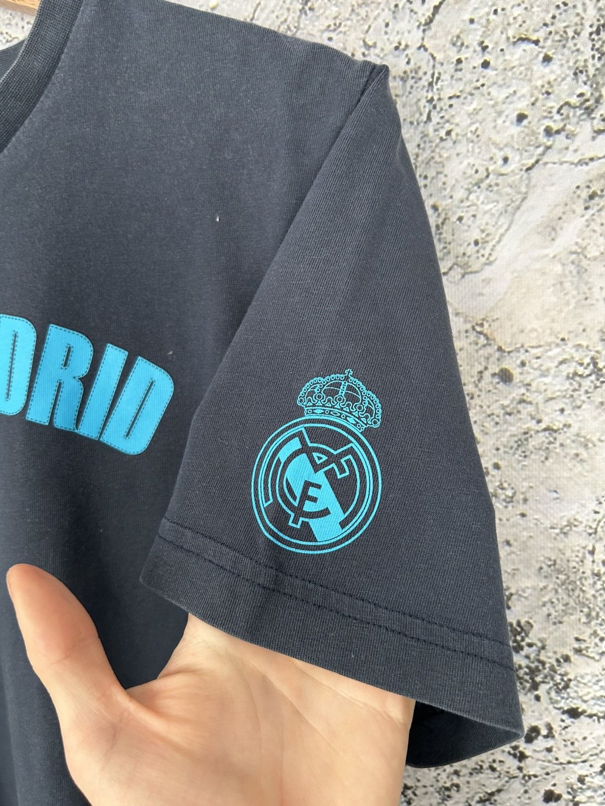 Adidas Vintage Real Madrid Adidas Graphic Tee Football Jersey Size US M / EU 48-50 / 2 - 4 Thumbnail