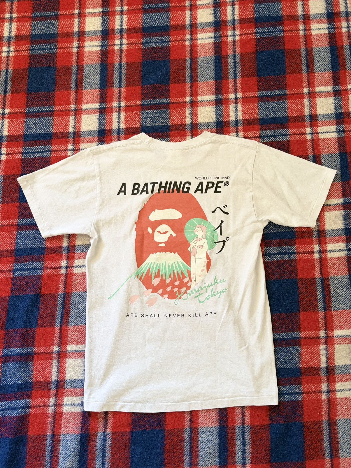 Bape A Bathing Ape (Bape) T-shirt Size US S / EU 44-46 / 1 - 1 Thumbnail