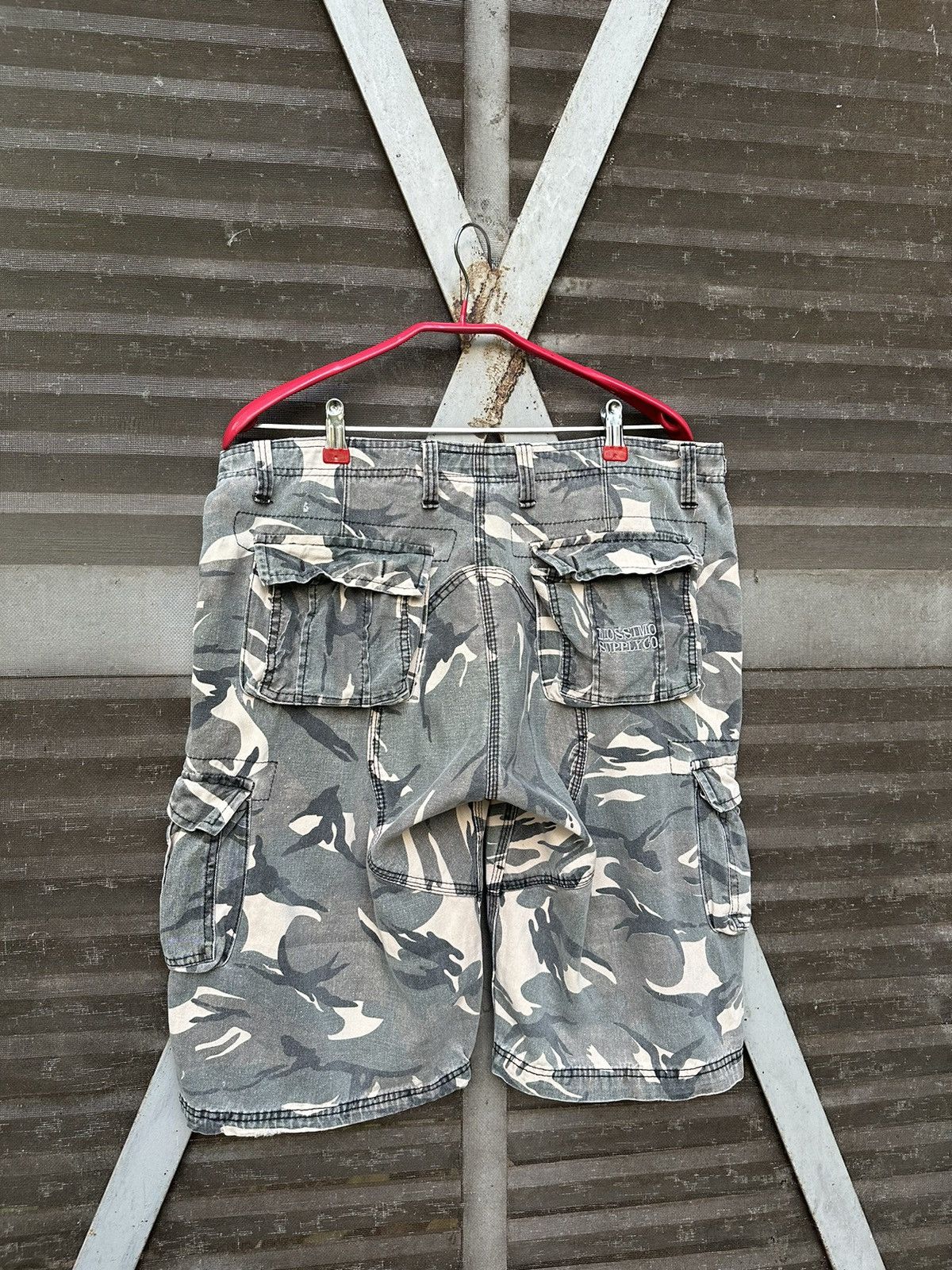 Vintage Vintage THRASHED Mossimo Supply Camo Cargo Pants Size US 34 / EU 50 - 7 Thumbnail