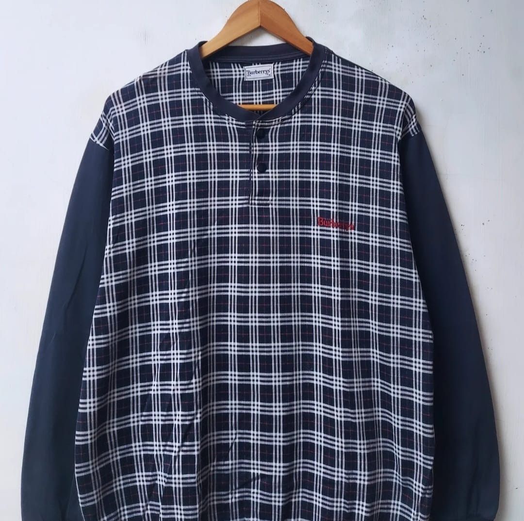 Burberry × Burberry Prorsum × Vintage Vtg Burberrys Novacheck Navy Half Button Sweatshirt Size US M / EU 48-50 / 2 - 4 Thumbnail