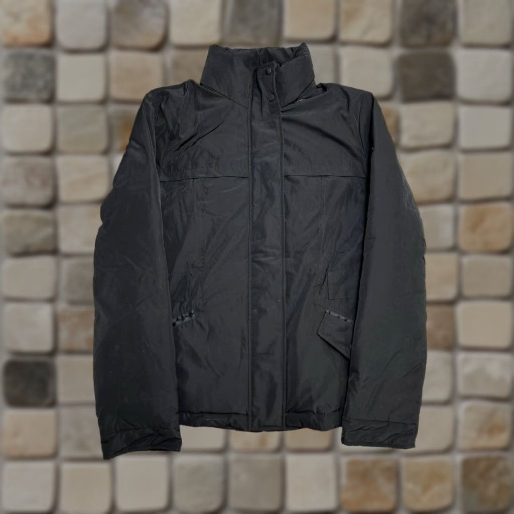 Vintage Armani Jeans Real Down Reversible Jacket Womens 10 Black Front Pockets Wind Protection Size L / US 10 / IT 46 - 1 Thumbnail