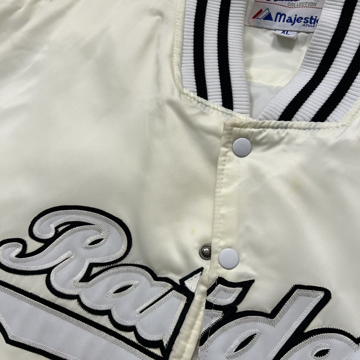 Majestic × NFL × Vintage RARE VTG 00s NFL OAKLAND RAIDERS SATIN BOMBER JACKET Size US XL / EU 56 / 4 - 7 Thumbnail