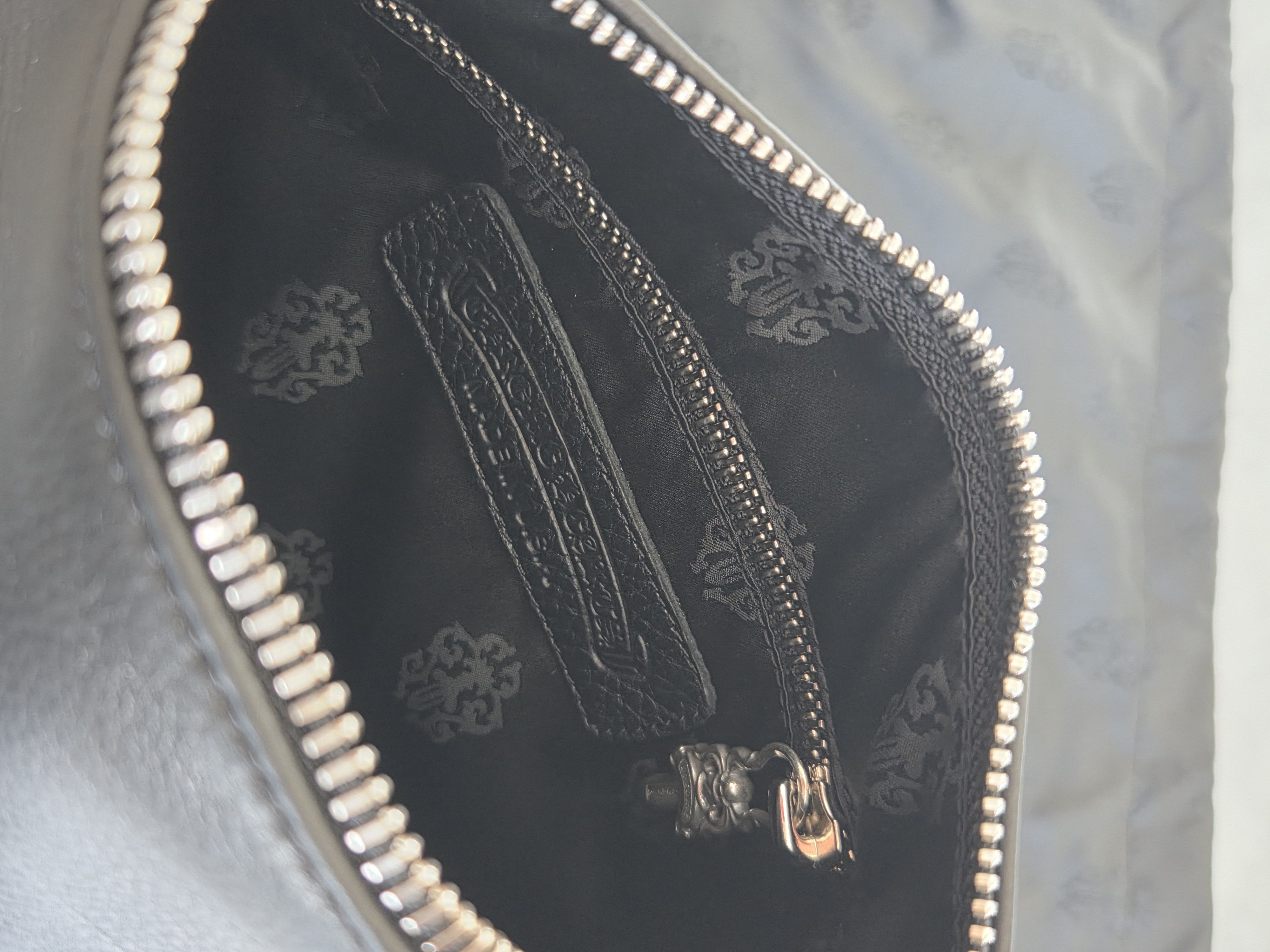Chrome Hearts Chrome hearts chicken black leather nuggets bag Size ONE SIZE - 12 Thumbnail