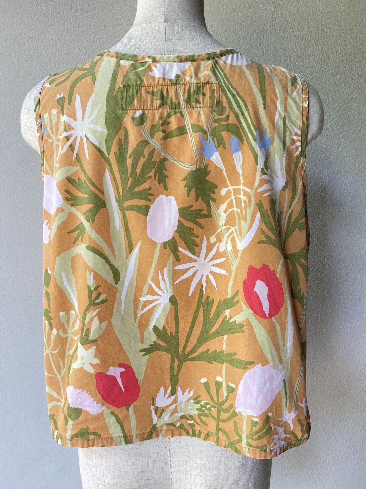 Designer × Japanese Brand Hobgoblin Kosue Naito Floral Sleeveless Top Size L / US 10 / IT 46 - 11 Thumbnail