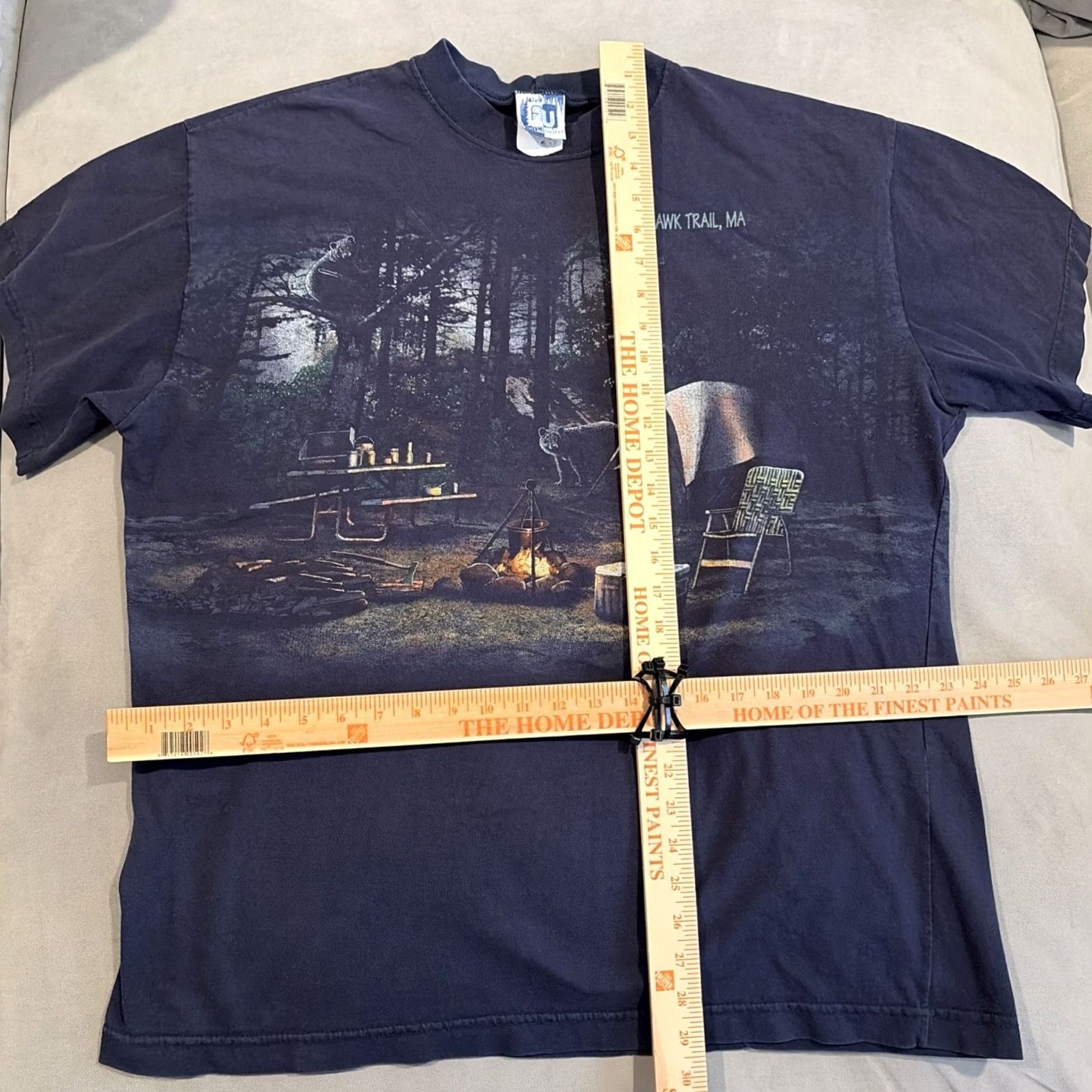 Vintage VINTAGE Art Unlimited Camping Black Bear All Over Print T Shirt XL Men Graphics Wildlife Moon Animals Size US XL / EU 56 / 4 - 6 Thumbnail