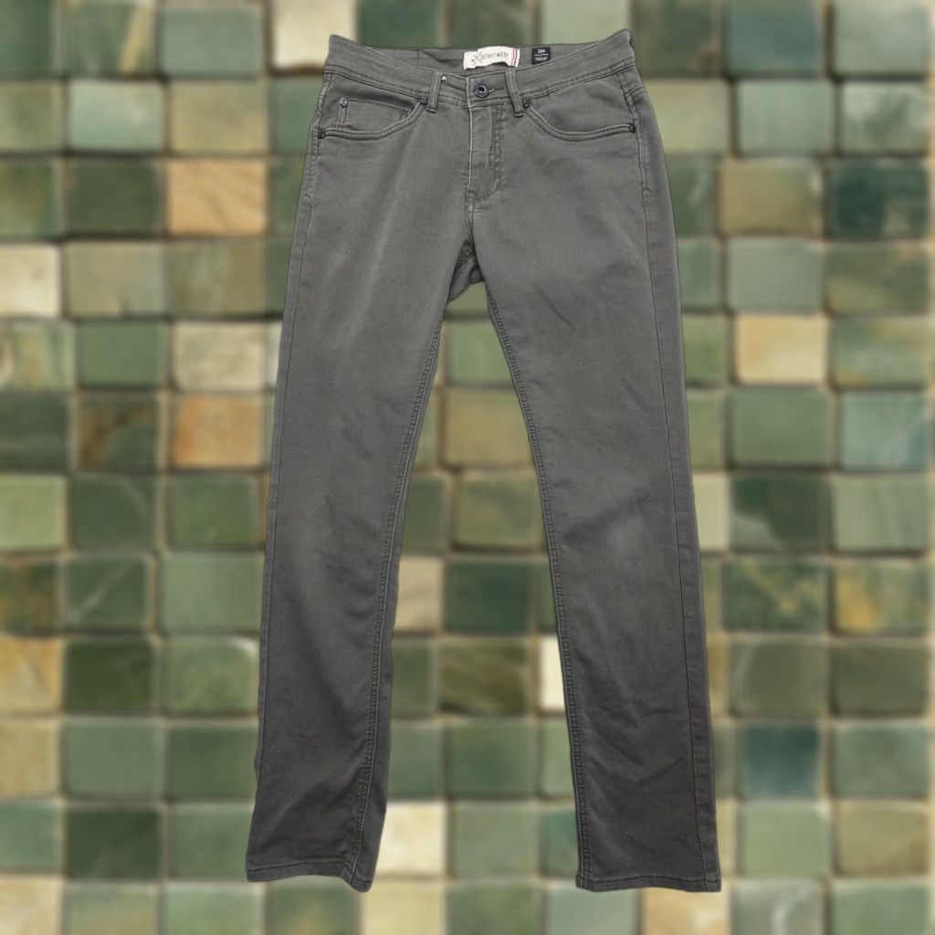 Vintage Departwest Jeans Slim Straight 28 Green 30" Inseam Regular Men's 5-Pocket Vintage? No (but vintage field says No). Size US 28 / EU 44 - 1 Thumbnail