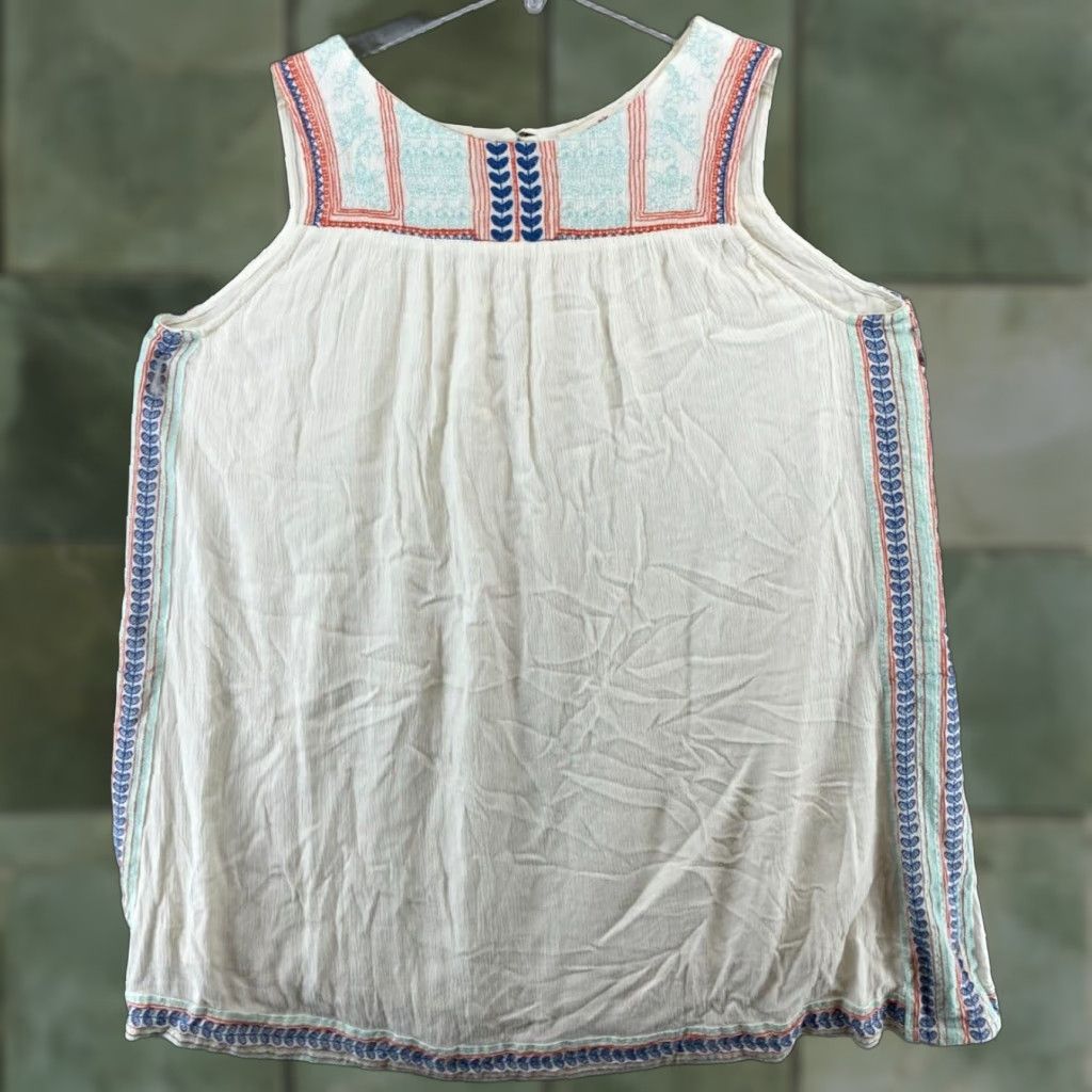 Vintage Altar'd State Womens Blouse Medium White Boho Sleeveless Scoop Neck Tunic Peasant Casual Size M / US 6-8 / IT 42-44 - 1 Thumbnail