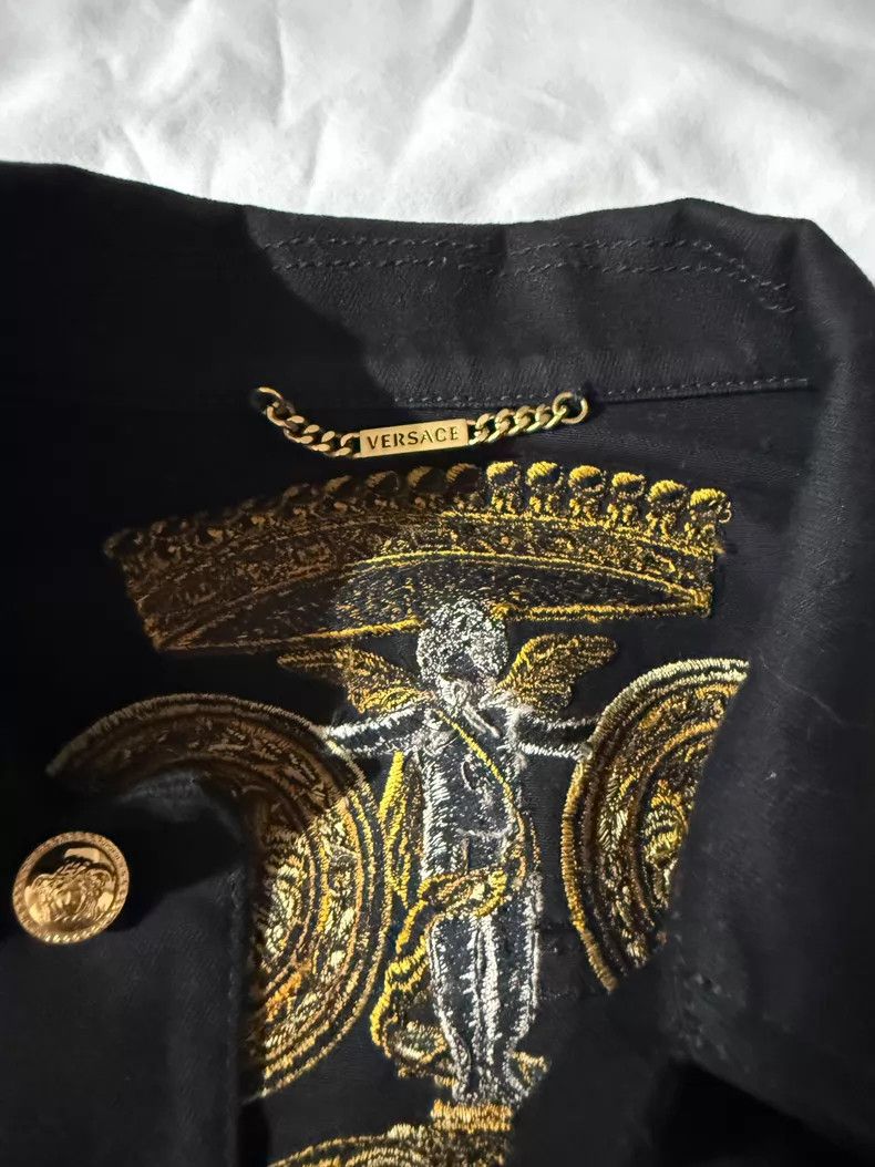 Versace Versace Black baroque embroidered jacket Size US S / EU 44-46 / 1 - 2 Thumbnail