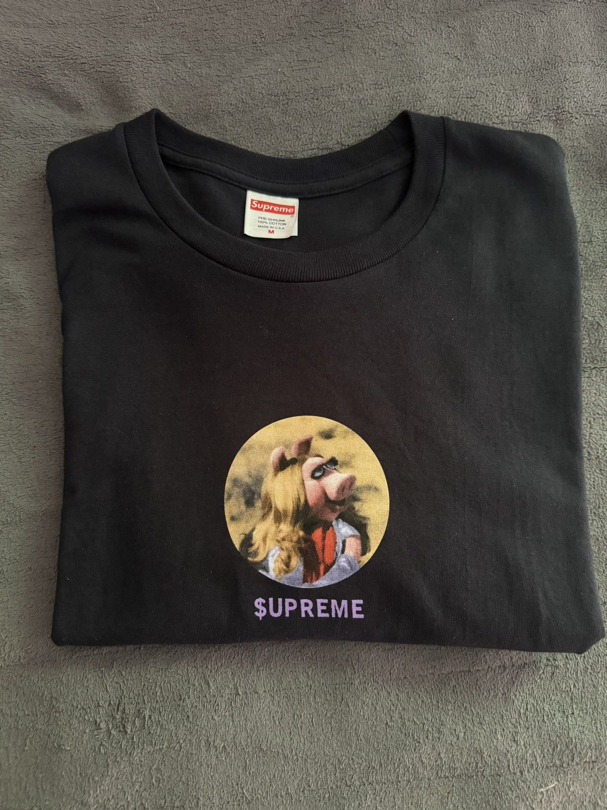 Supreme Supreme Miss Piggy Size US M / EU 48-50 / 2 - 1 Thumbnail