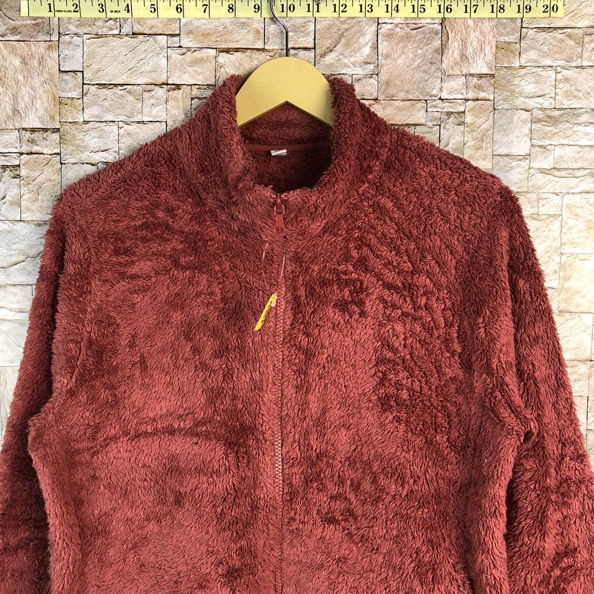 Japanese Brand Uniqlo Red fleece Sweater #A501 Size US M / EU 48-50 / 2 - 5 Thumbnail