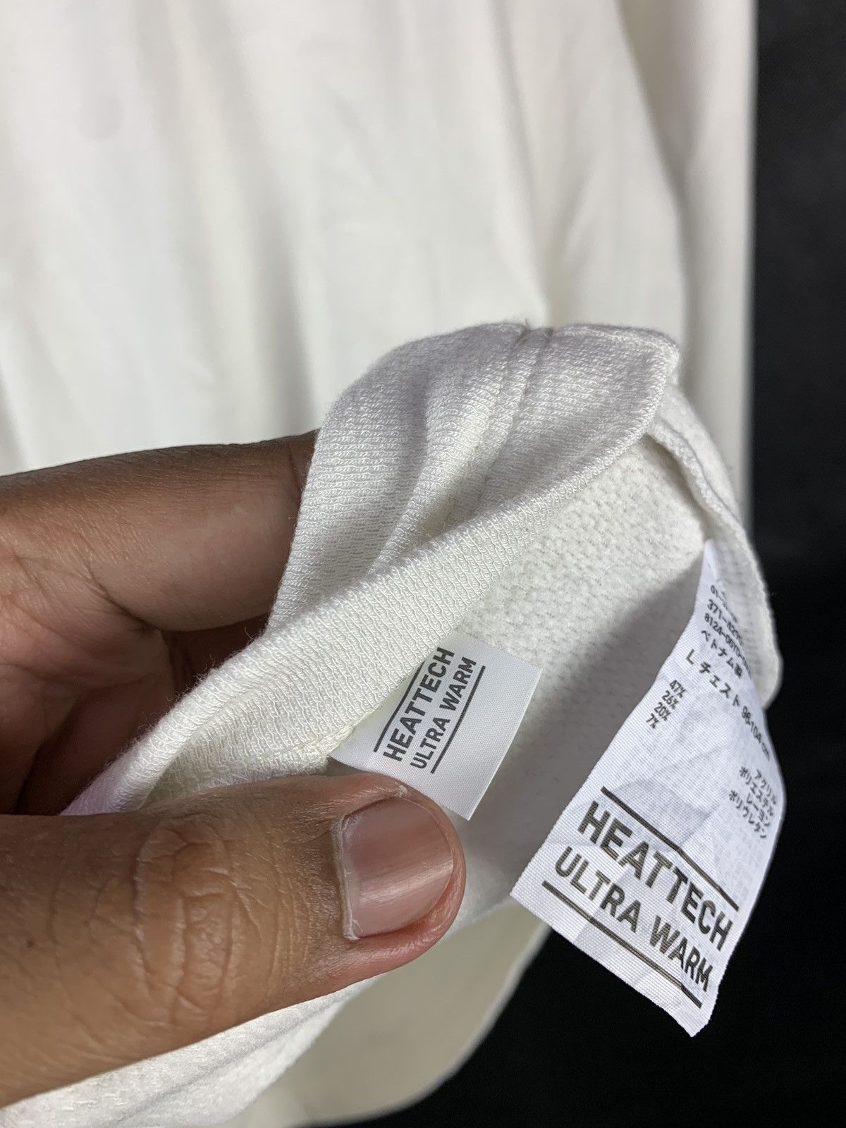 Japanese Brand Steals! Uniqlo Heat Tech Ultra Warm Thin Sweatshirt Size US L / EU 52-54 / 3 - 6 Thumbnail