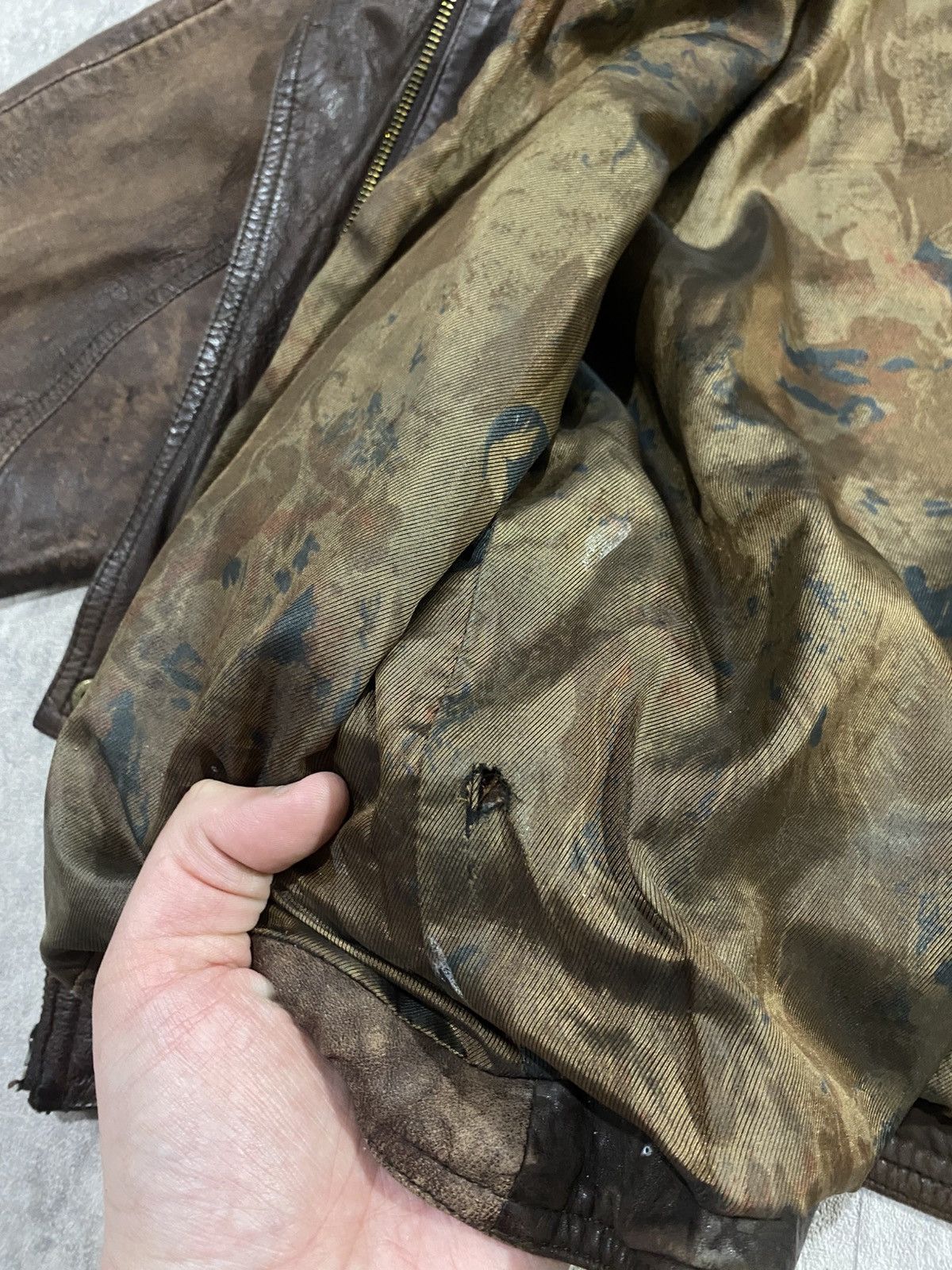 Le Grande Bleu (L.G.B.) Vintage Distressed Leather Jacket LGB If Six Was Nine Style Size M / US 6-8 / IT 42-44 - 13 Thumbnail