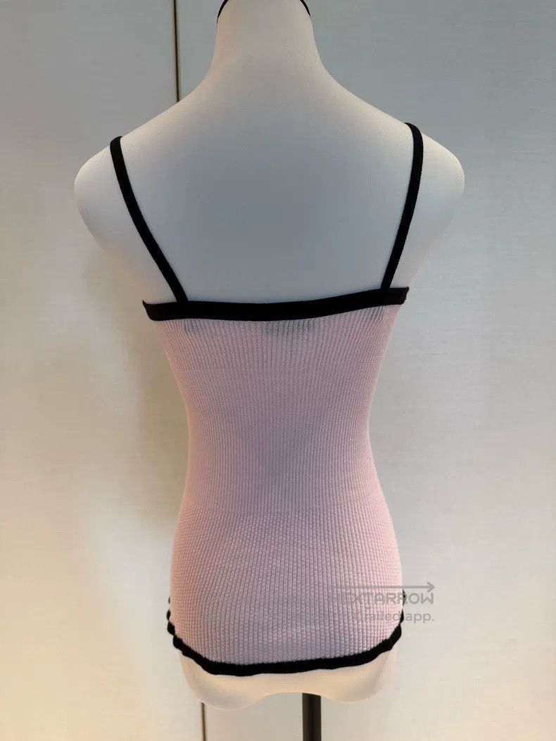 Chanel Chanel 22p pink bow strap vest Size XS / US 0-2 / IT 36-38 - 2 Thumbnail