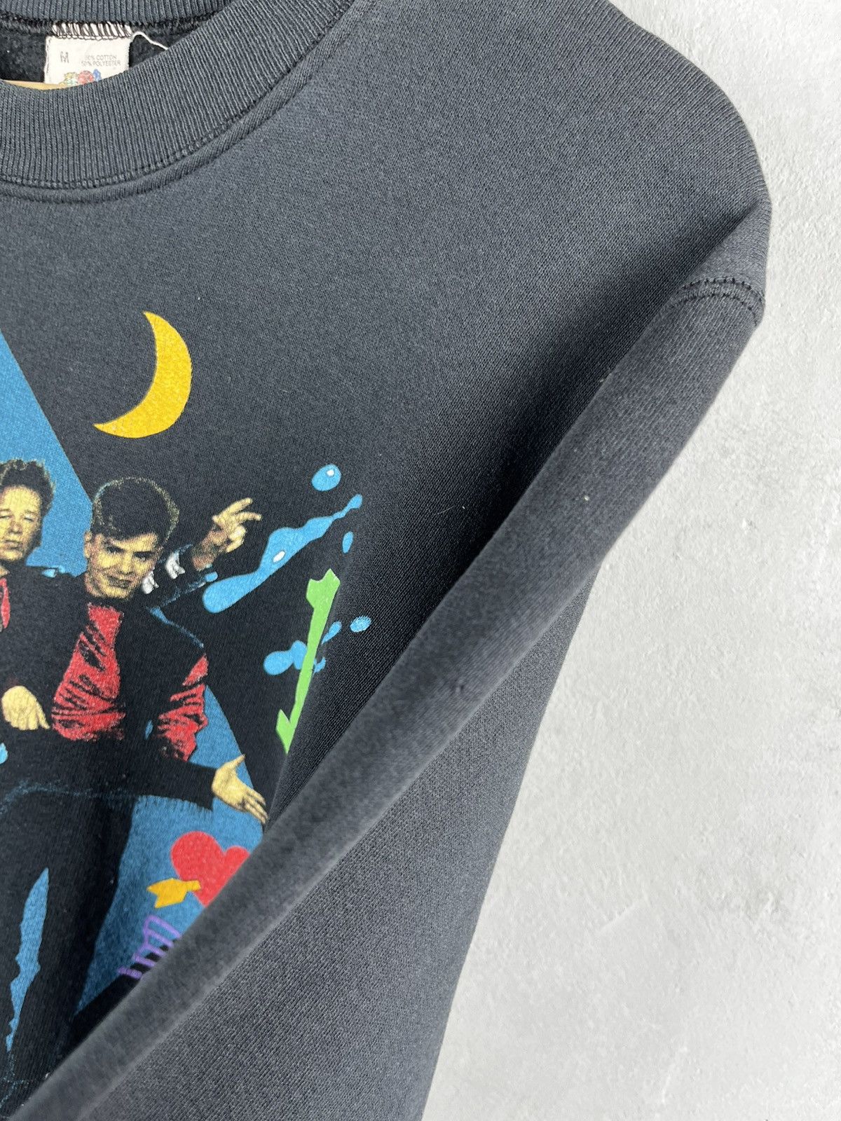 Band Tees Vintage New Kids on the Block Crewneck Sweatshirt Size US M / EU 48-50 / 2 - 11 Thumbnail
