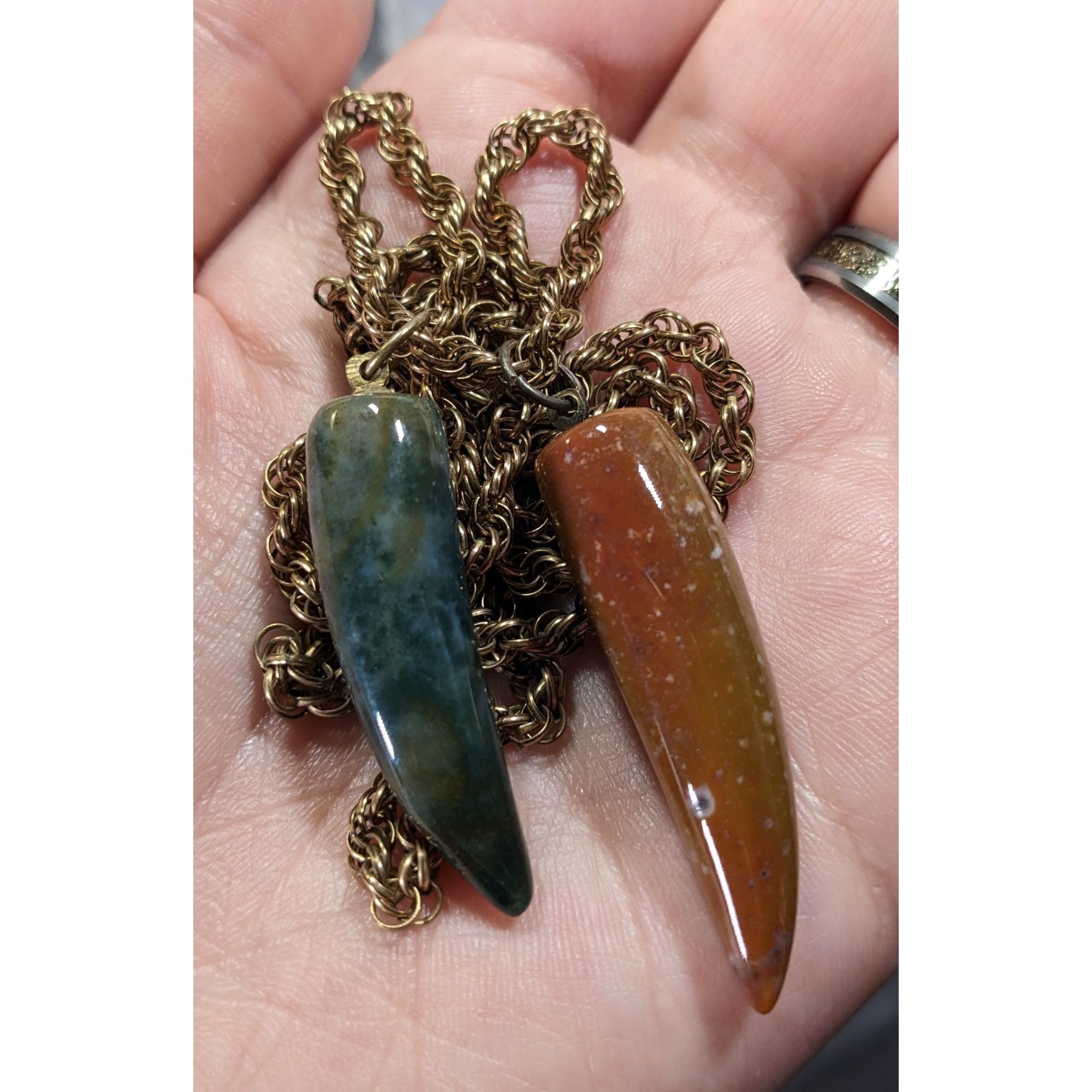 Other Vintage Dual Carved Stone Fang Pendant Necklace Size ONE SIZE - 3 Thumbnail
