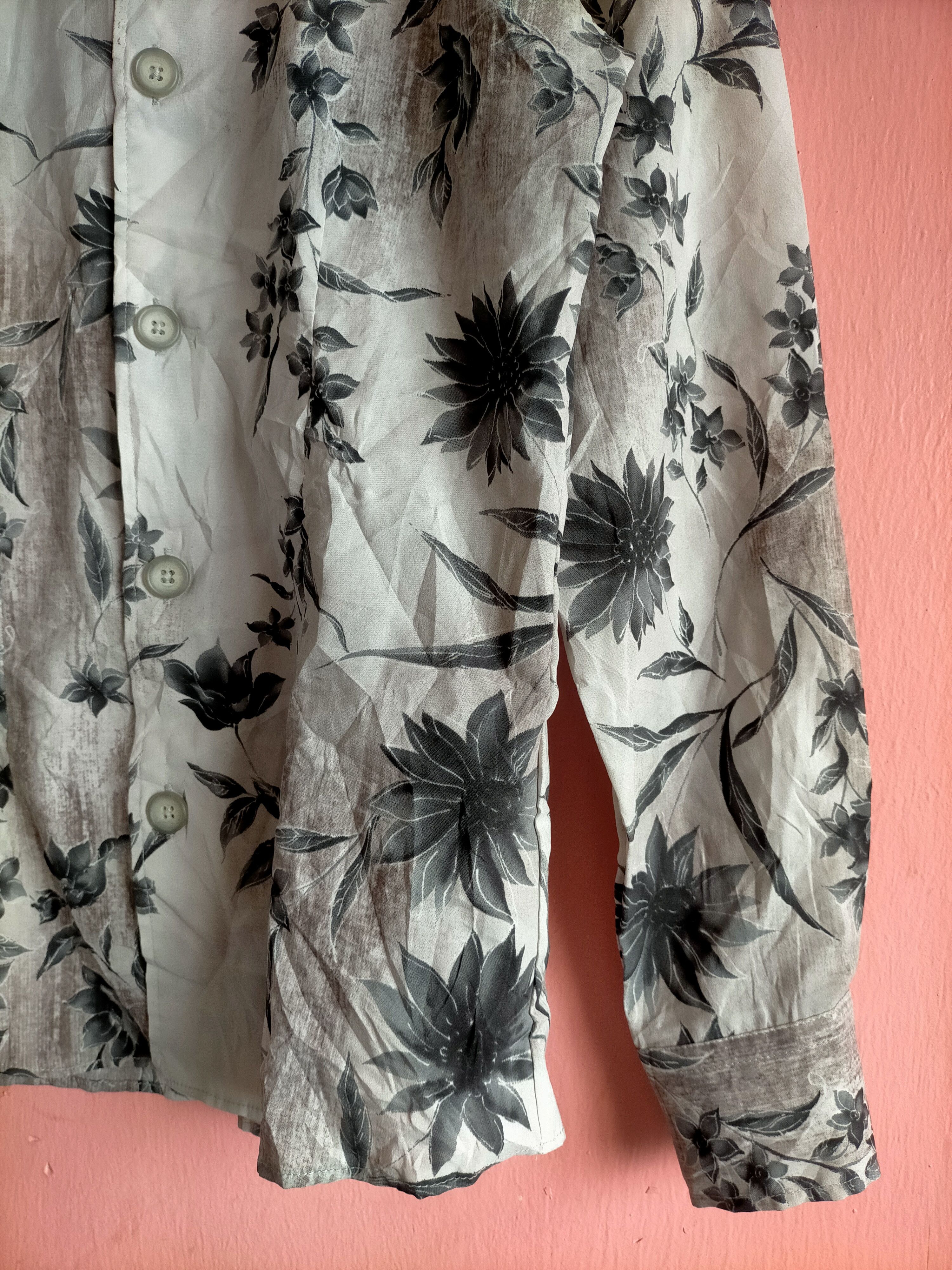 Tornado Mart Tornado Mart Floral Button ups shirt Size US M / EU 48-50 / 2 - 7 Thumbnail