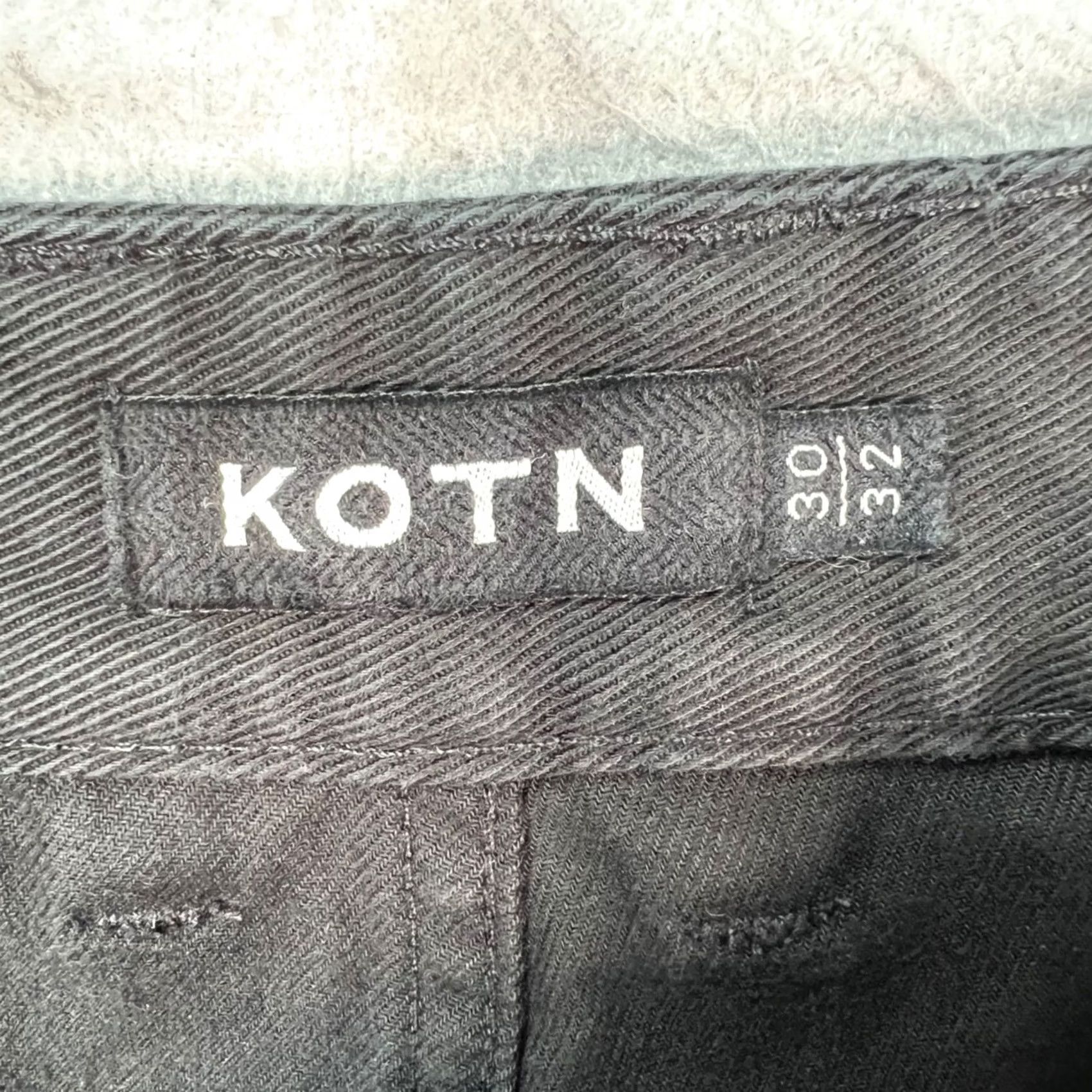 Kotn Kotn Mens Size 30 x 25 Black Pleated Cotton Chino Straight Leg Pants Size US 30 / EU 46 - 3 Thumbnail