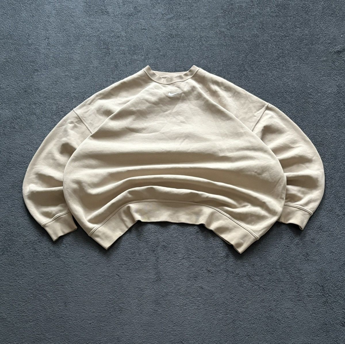 Nike 00s Nike Vintage Oversized Sweatshirt Boxy Fit Centre Swoosh Size US S / EU 44-46 / 1 - 1 Thumbnail