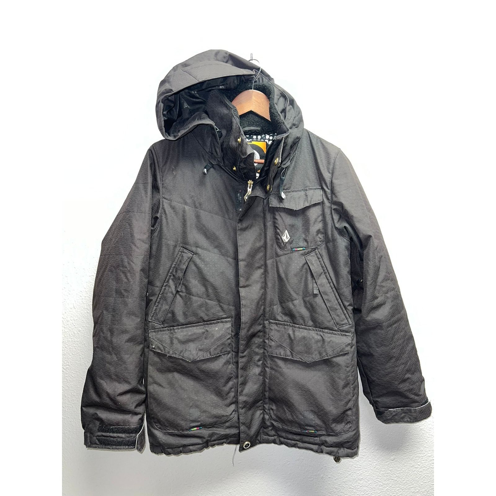 Vintage Volcom Thermonite Jacket Ski Snowboard Black Full Zip Puffer Size US S / EU 44-46 / 1 - 1 Thumbnail