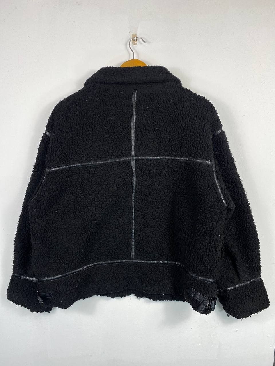 Japanese Brand japanese brand sherpa jacket nice design Size US L / EU 52-54 / 3 - 9 Thumbnail