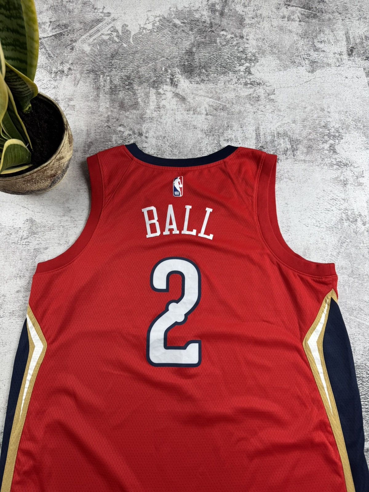 NBA New Orleans Pelicans Nike Jordan #2 Ball Rap Shirt Jersey Size US XL / EU 56 / 4 - 18 Thumbnail