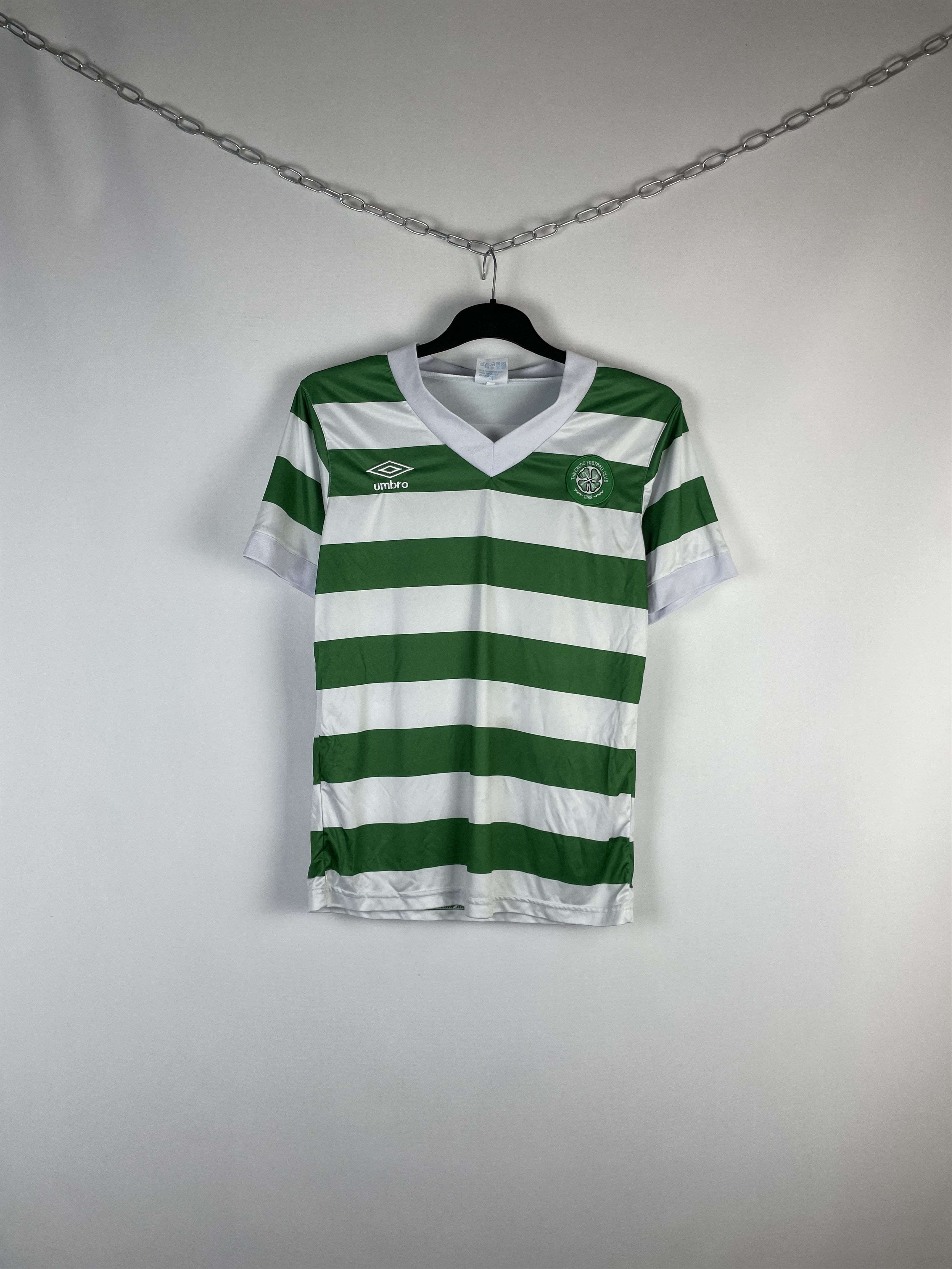 Umbro Vintage Umbro Celtic Jersey Size US M / EU 48-50 / 2 - 1 Thumbnail