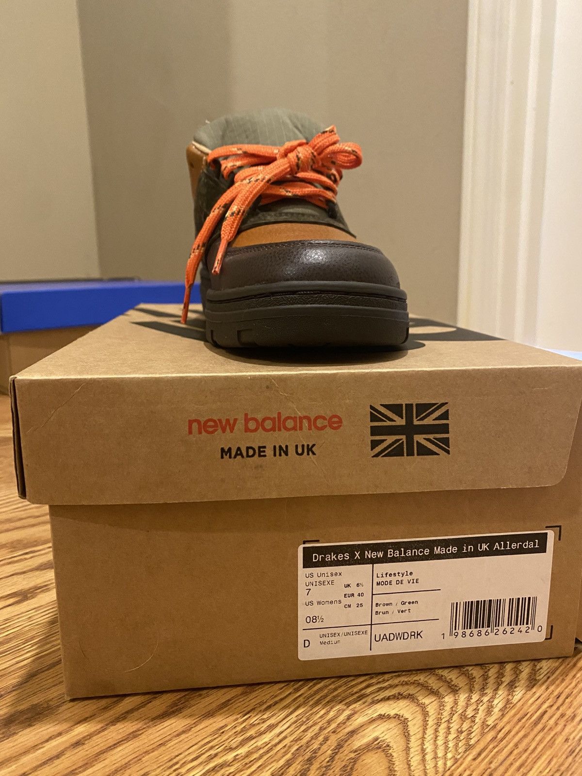New Balance New Balance x Drakes Allerdale Trainer Size US 7 / EU 40 - 2 Thumbnail