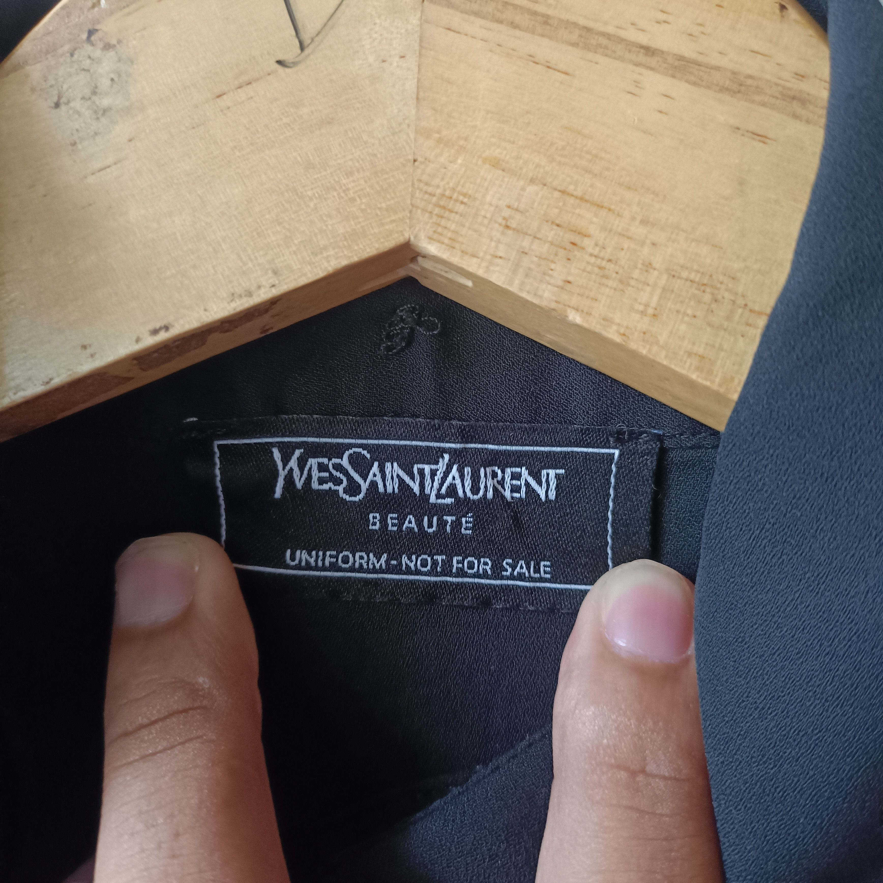 Yves Saint Laurent YSL Beute Uniform NFS Black Tops Size US S / EU 44-46 / 1 - 6 Thumbnail