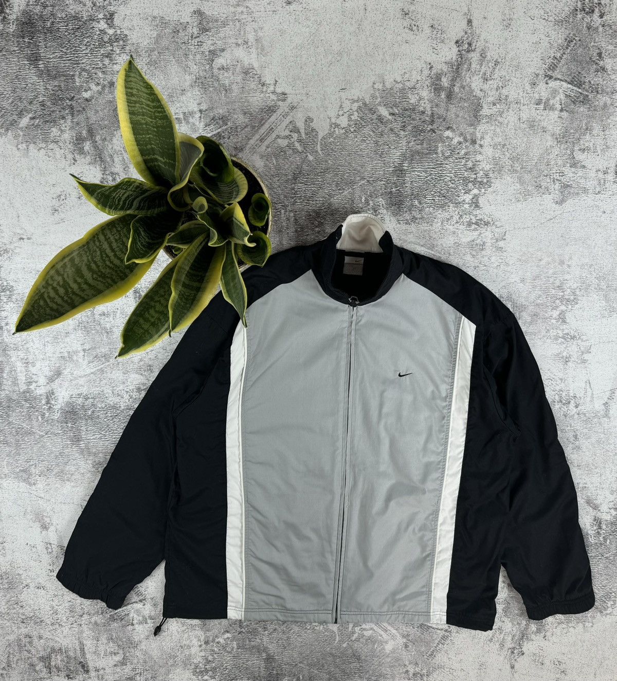 Nike 90S Nike Y2K Retro Swoosh Logo Track Activewear Light Jacket Size US L / EU 52-54 / 3 - 1 Thumbnail