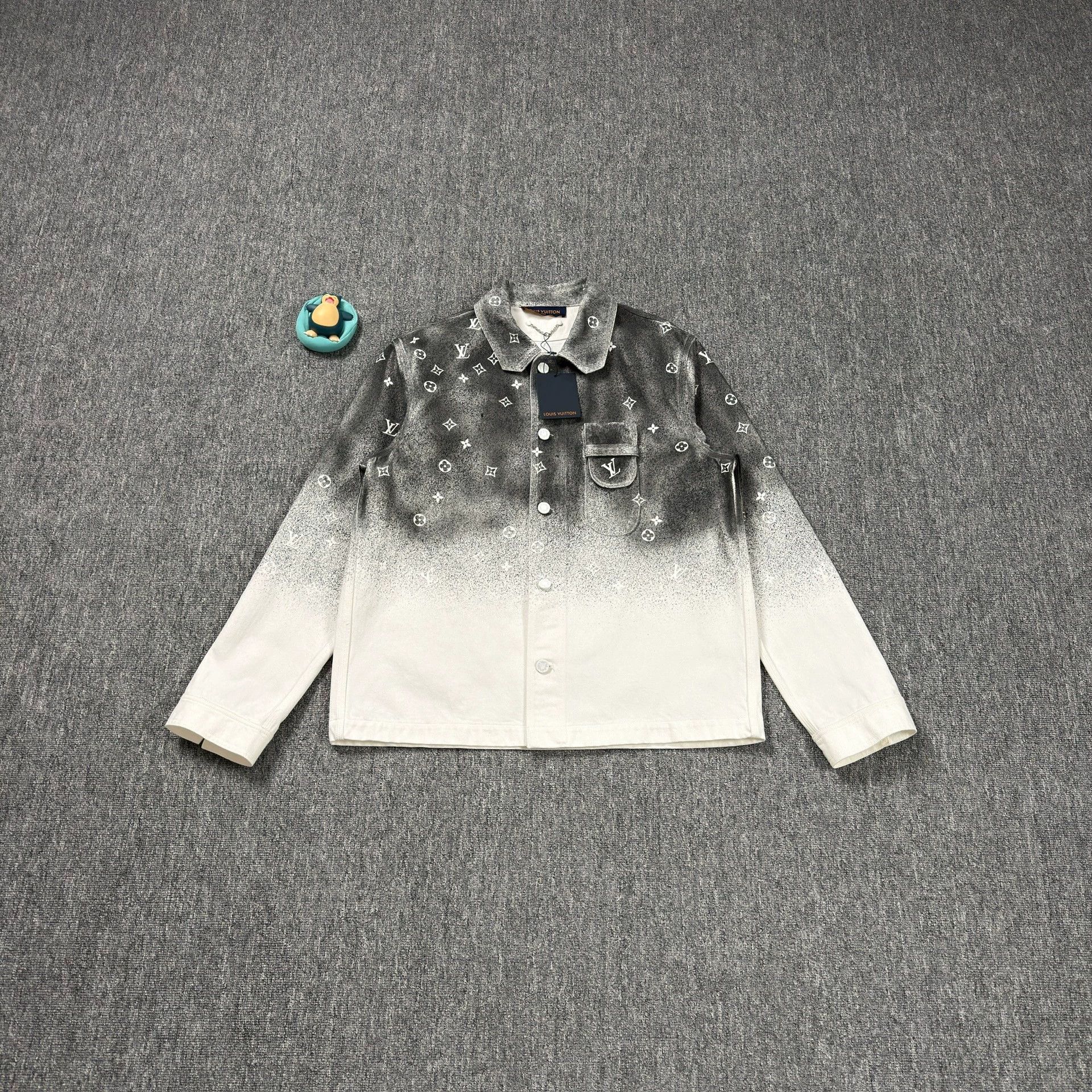 Louis Vuitton LV White/Grey Starry Sky Gradient Print Denim Shirt Size US L / EU 52-54 / 3 - 1 Thumbnail