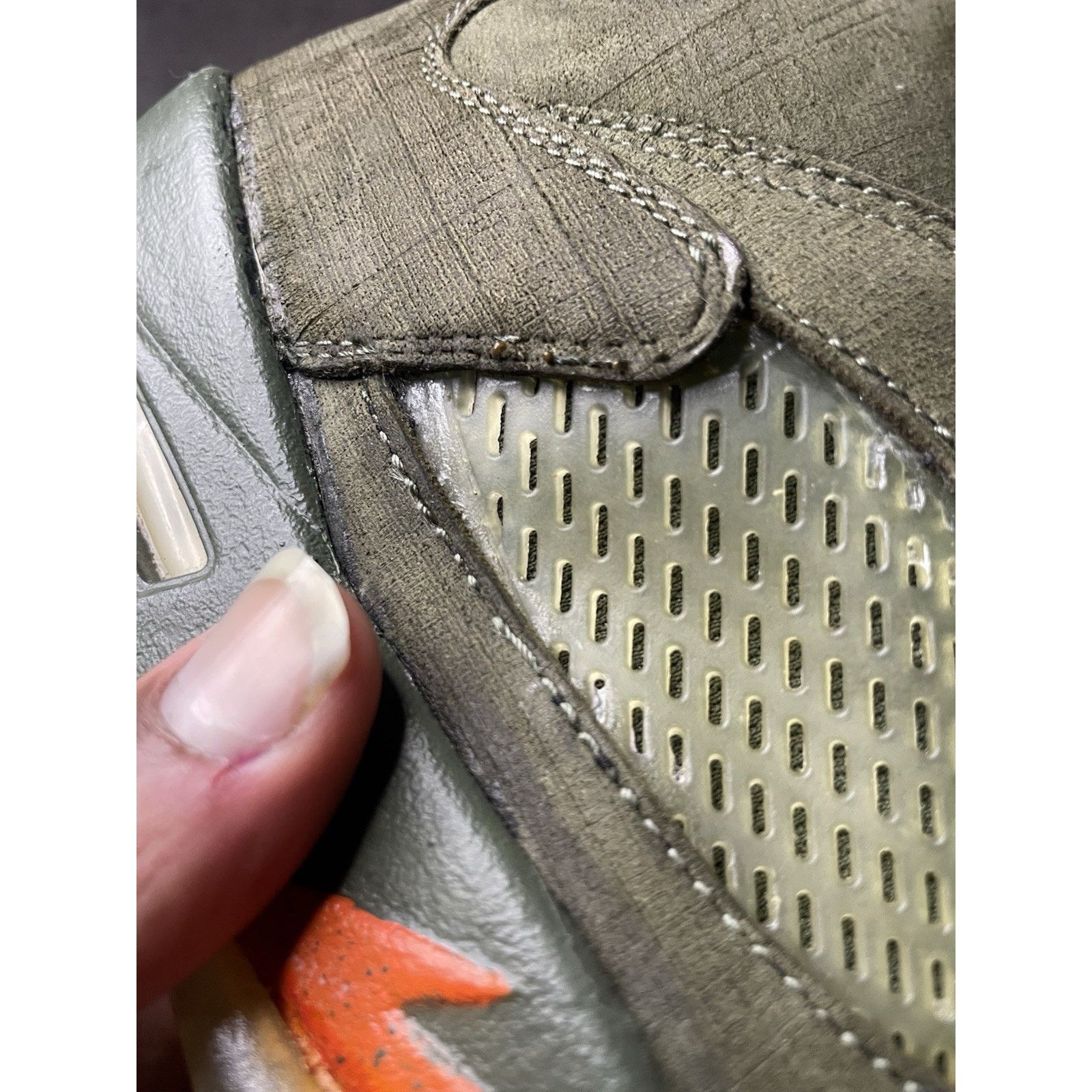 Jordan Brand Size 8.5 - (2006) Air Jordan Retro 5 Olive OG 100% Wearable Size US 8.5 / EU 41-42 - 7 Thumbnail