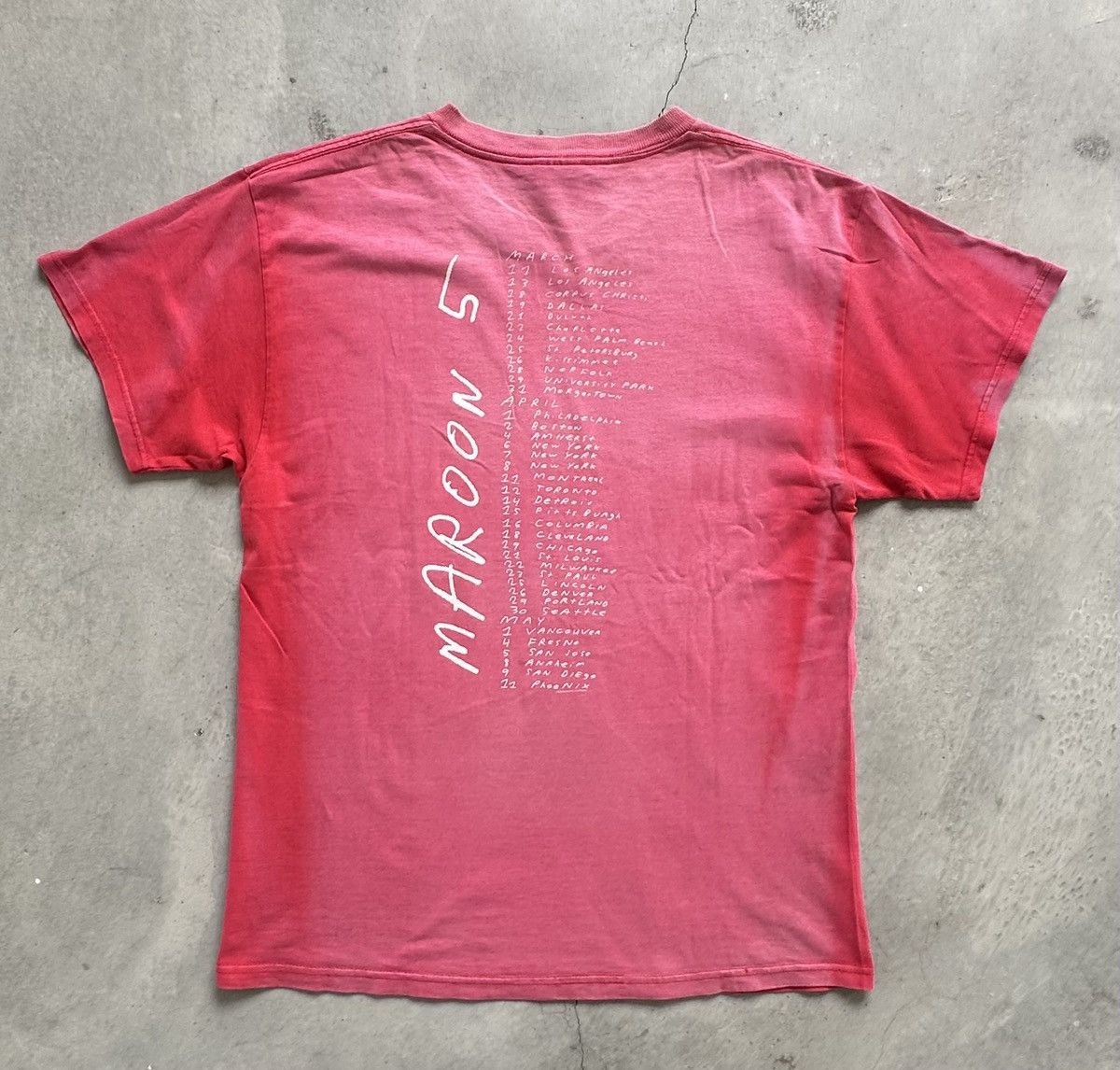 Band Tees VINTAGS MAROON 5 SUN FADED BAND TEE Size US M / EU 48-50 / 2 - 4 Thumbnail
