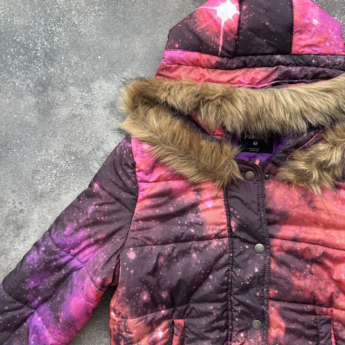 Japanese Brand Fbsister Y2K Galaxy Print Faux Fur Hooded Puffer Jacket Size M / US 6-8 / IT 42-44 - 4 Thumbnail