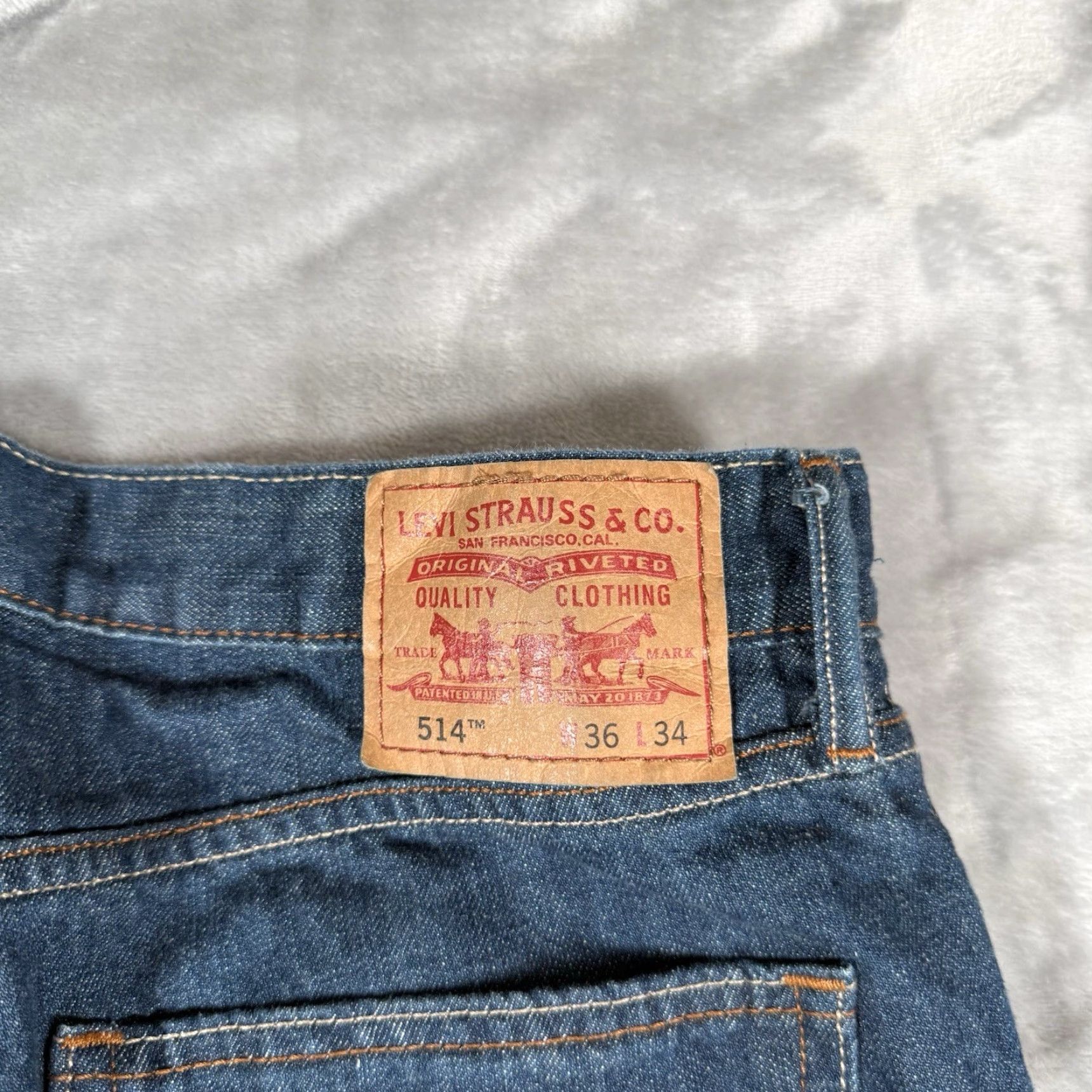 Levi's Levi's 514 Slim Straight Jeans Mens 34x33 34 Inseam Low Rise Denim Blue Slimming Button Zip 5-Pocket Logo Straight Jeans Men Size US 34 / EU 50 - 2 Thumbnail