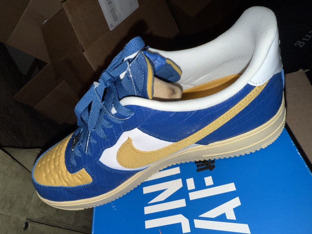 Nike × Undefeated Nike x Undefeated “I Got 5 on it” Dunk vs Air Force 1 SP Low Size US 12 / EU 45 - 11 Thumbnail