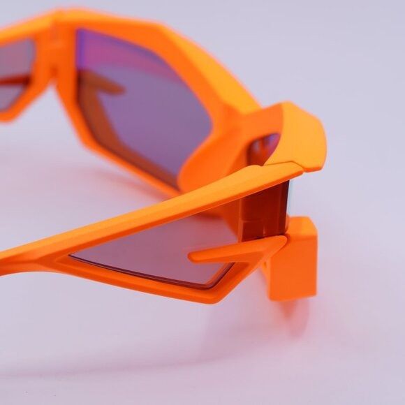 Givenchy Givenchy GV40049U 43C Sunglasses Orange Geometric Frame Size ONE SIZE - 5 Thumbnail