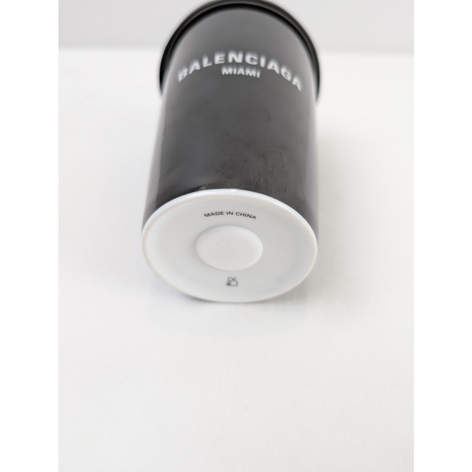Balenciaga o1rshd1 Q:4/ Size: OS / Miami Porcelain Coffee Cup Mug Black Size ONE SIZE - 3 Thumbnail