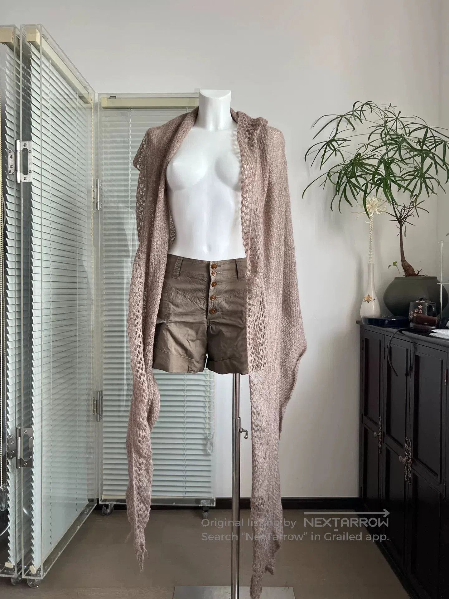 Other Wasteland Style Hollow Knit Asymmetrical Vest. Size S / US 4 / IT 40 - 7 Thumbnail